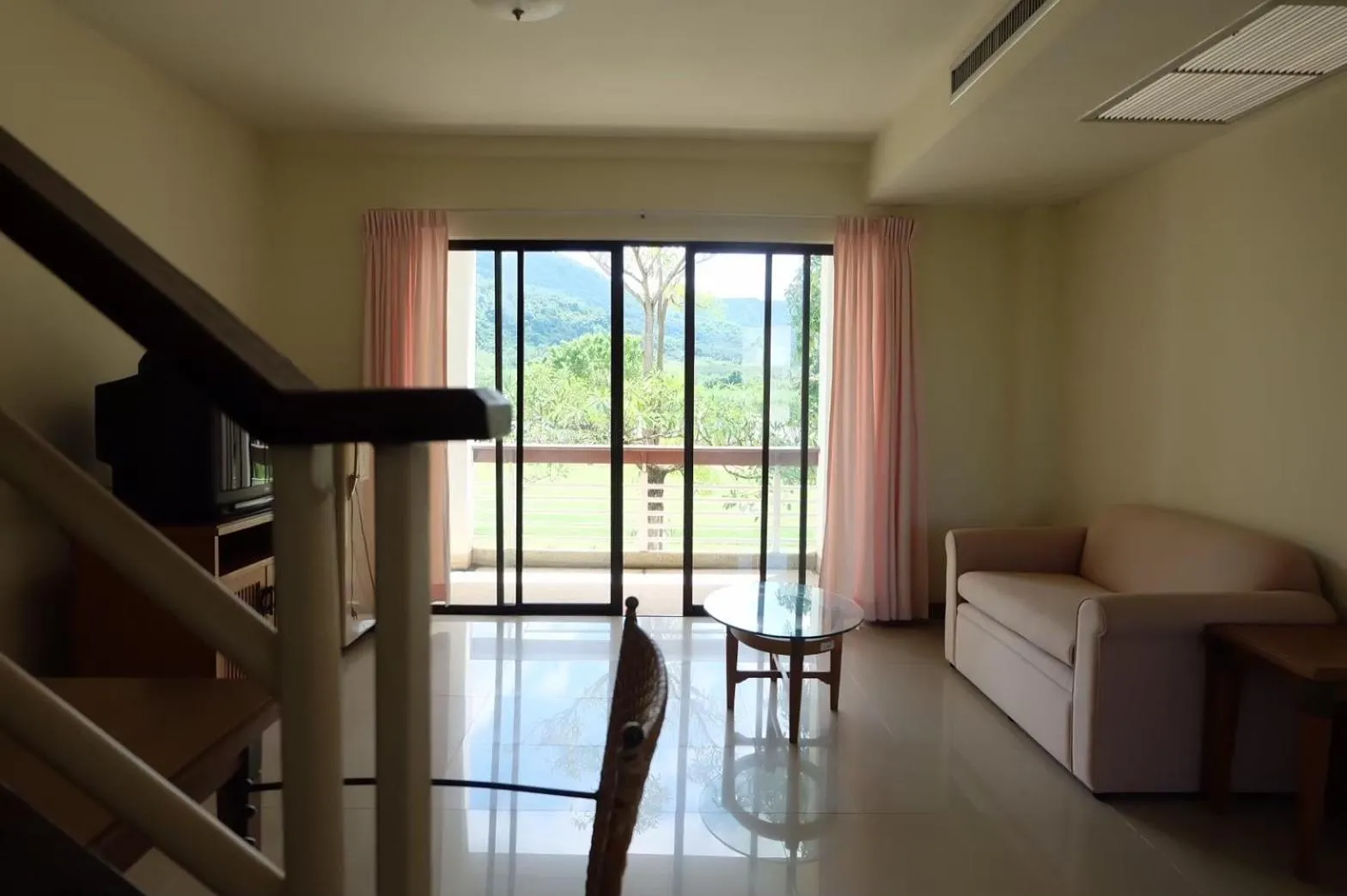 Samerdrow Khao Yai