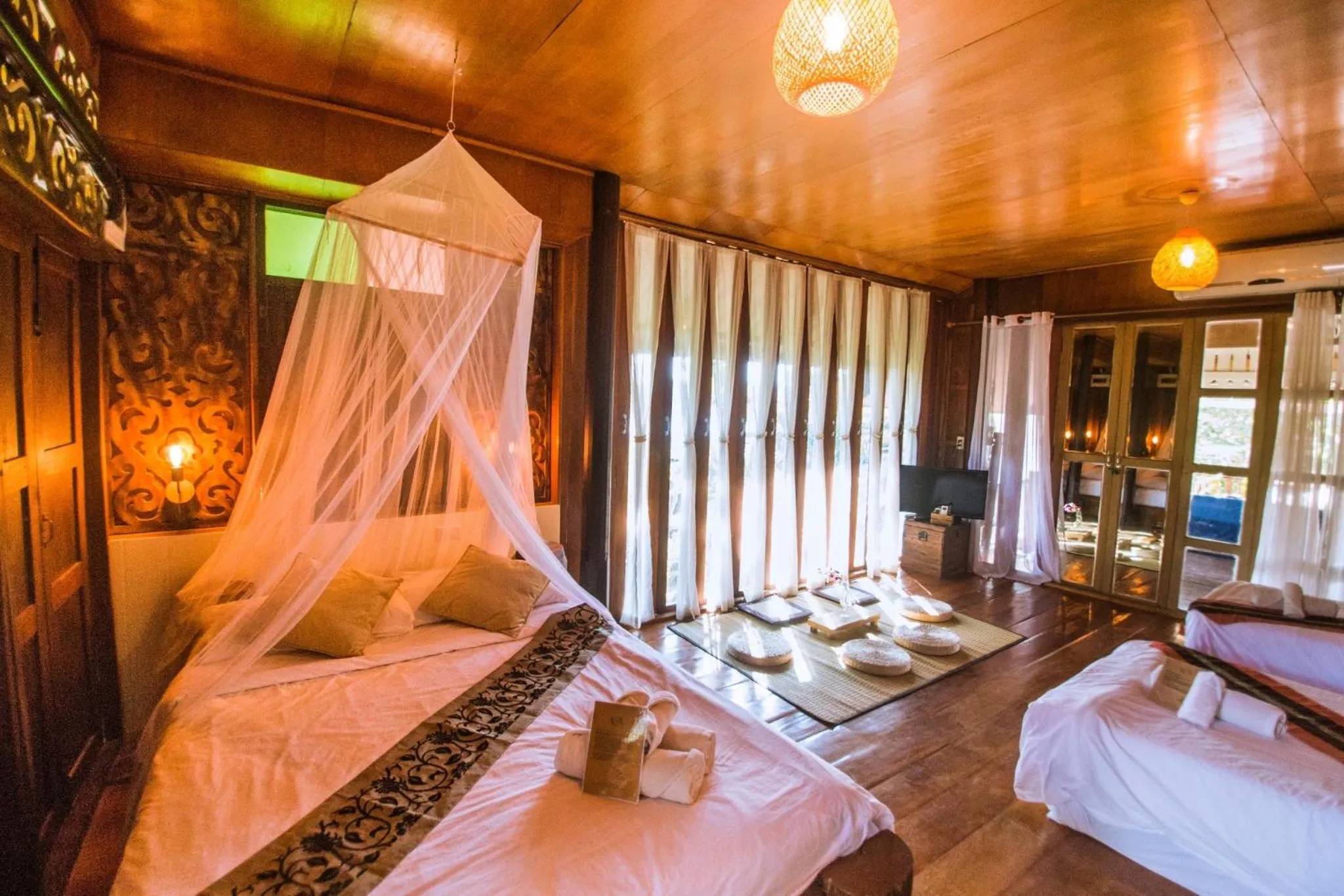 Photo of the whole room, Bed in The Antique Riverside Resort