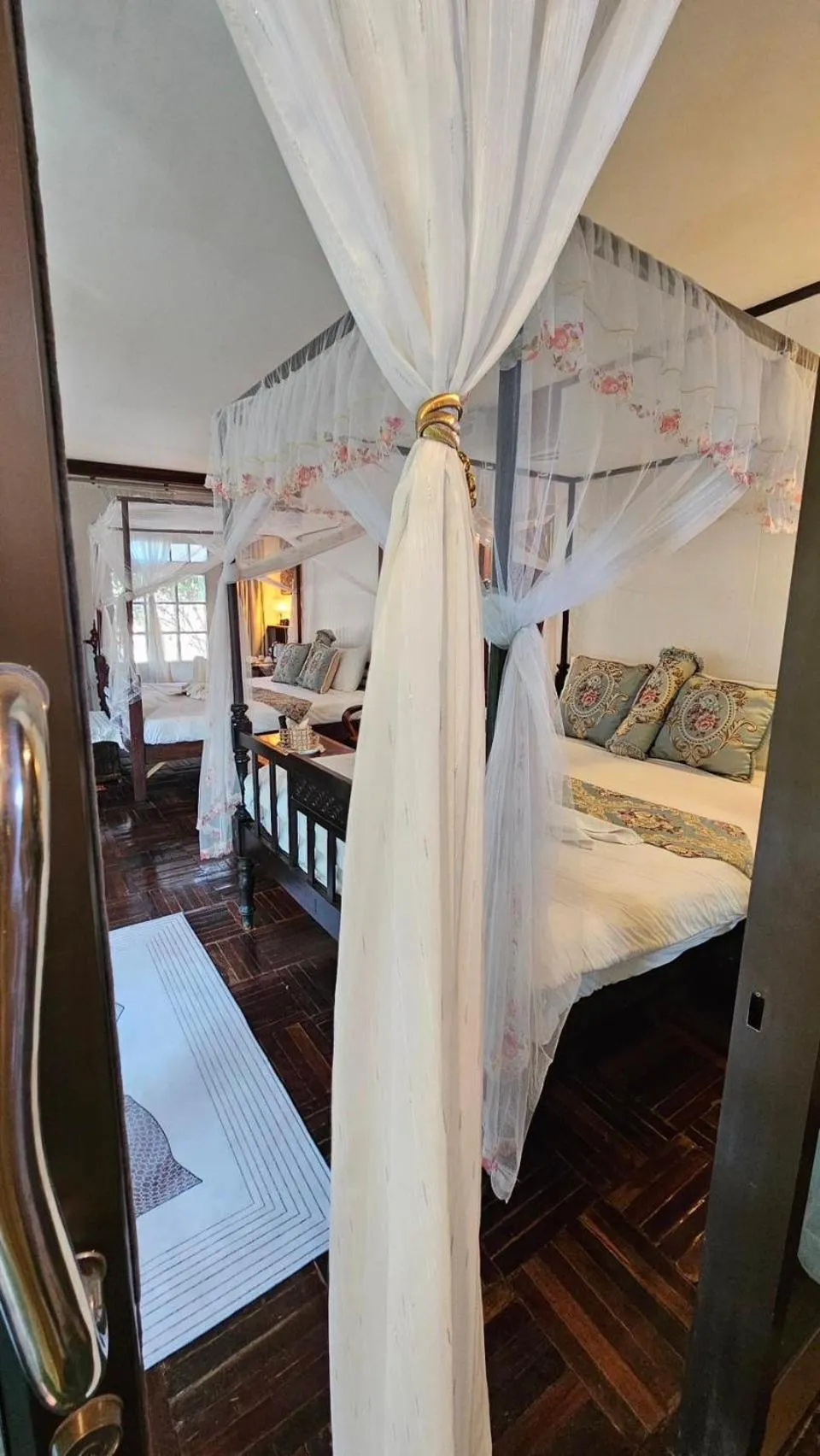 Photo of the whole room, Bed in The Antique Riverside Resort