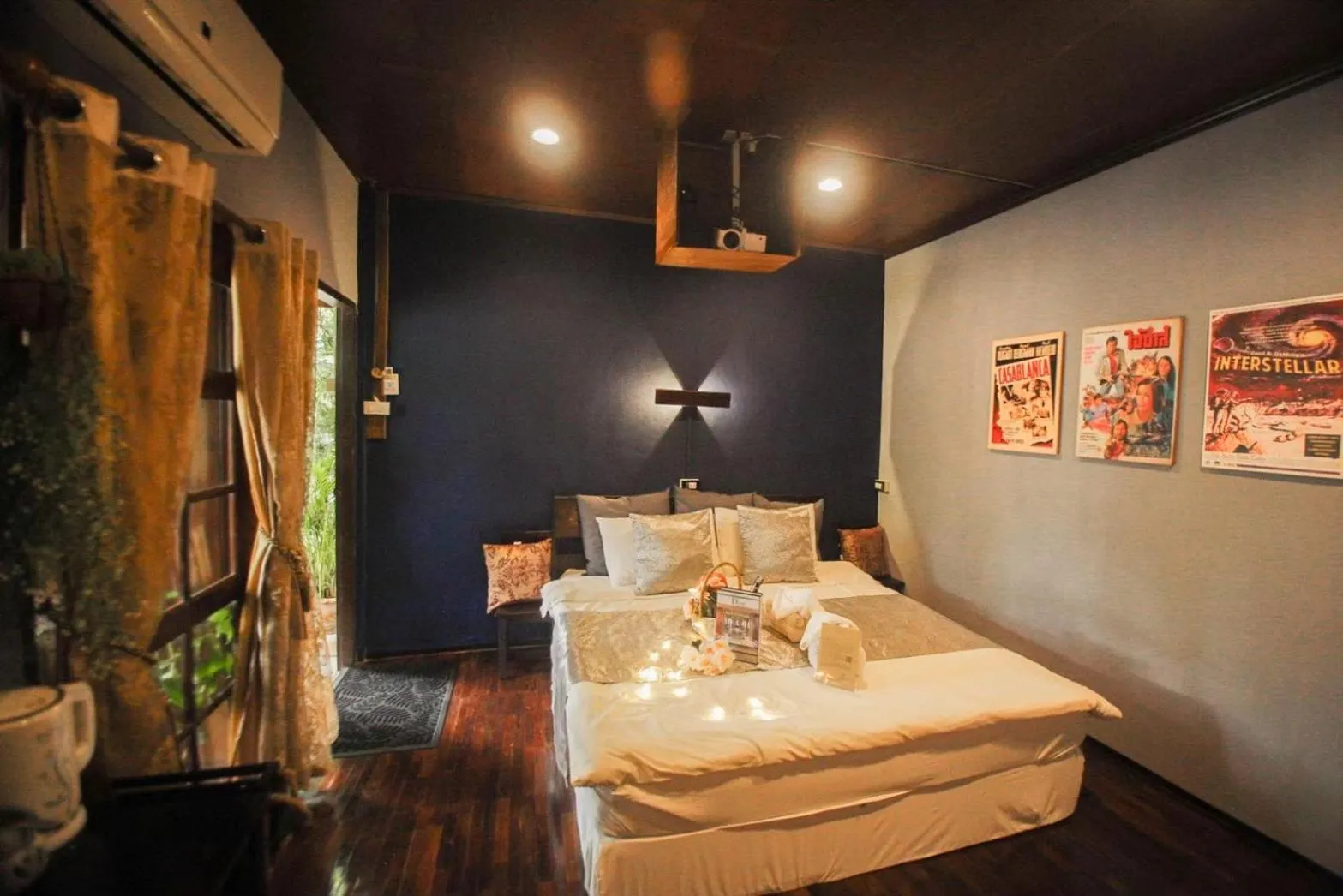 Bedroom, Bed in The Antique Riverside Resort