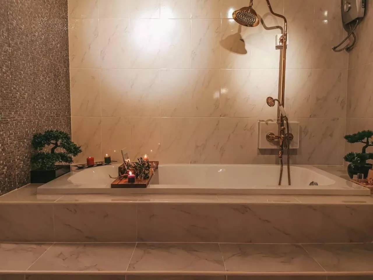 Bath in The Antique Riverside Resort