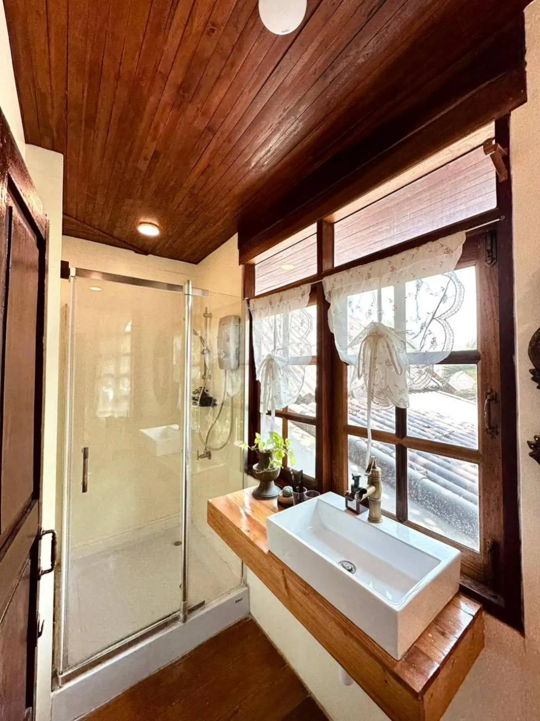 Shower in The Antique Riverside Resort