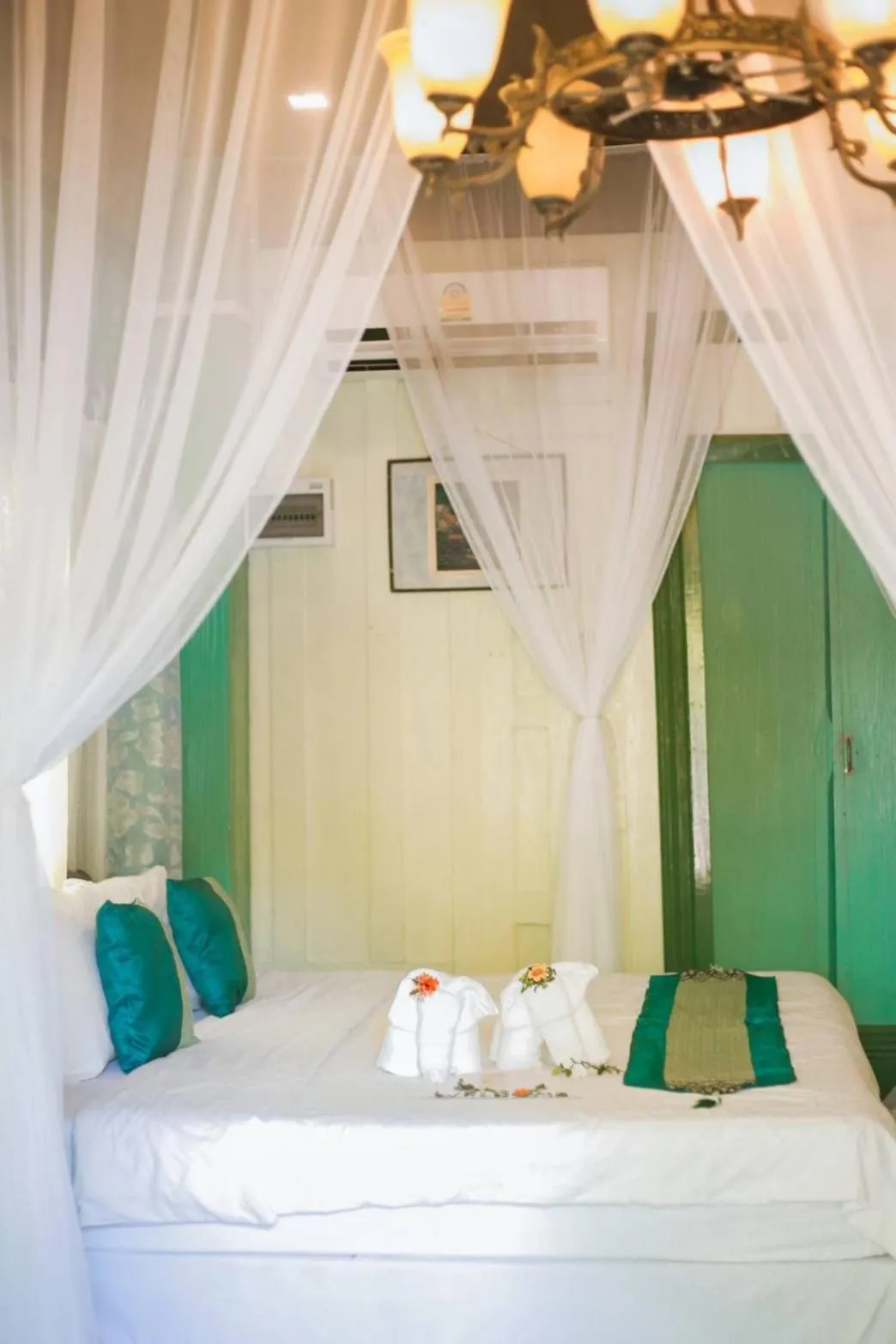 Bedroom, Bed in The Antique Riverside Resort