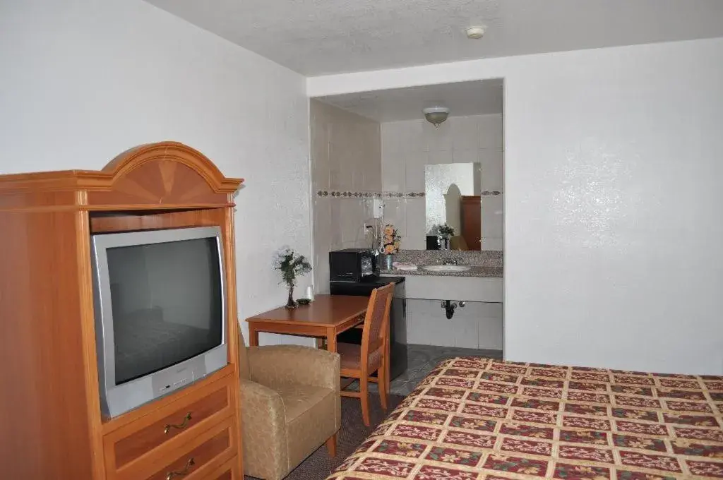 Bedroom in The Palace Inn Bedroom in The Palace Inn