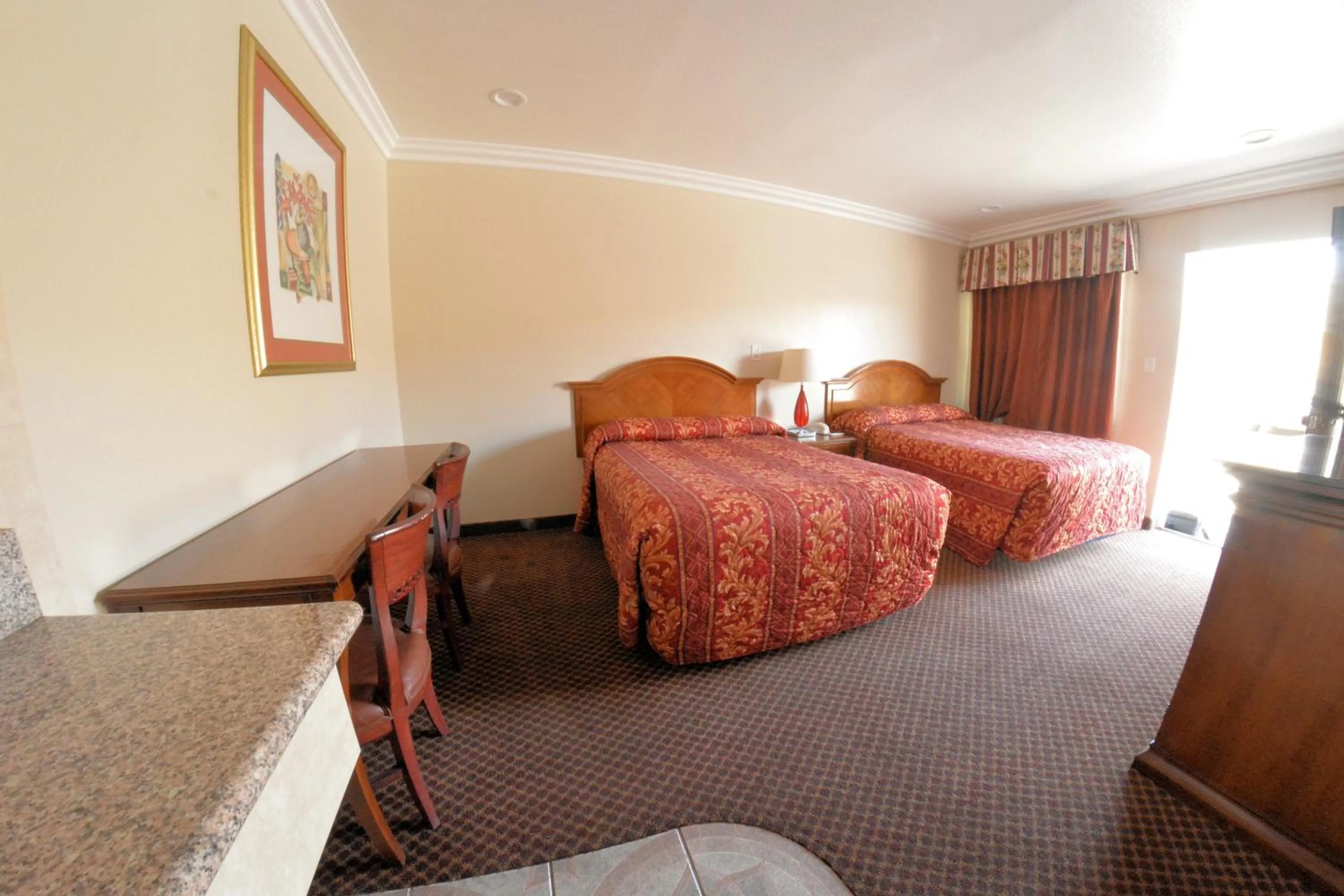 Bedroom, Bed in The Palace Inn