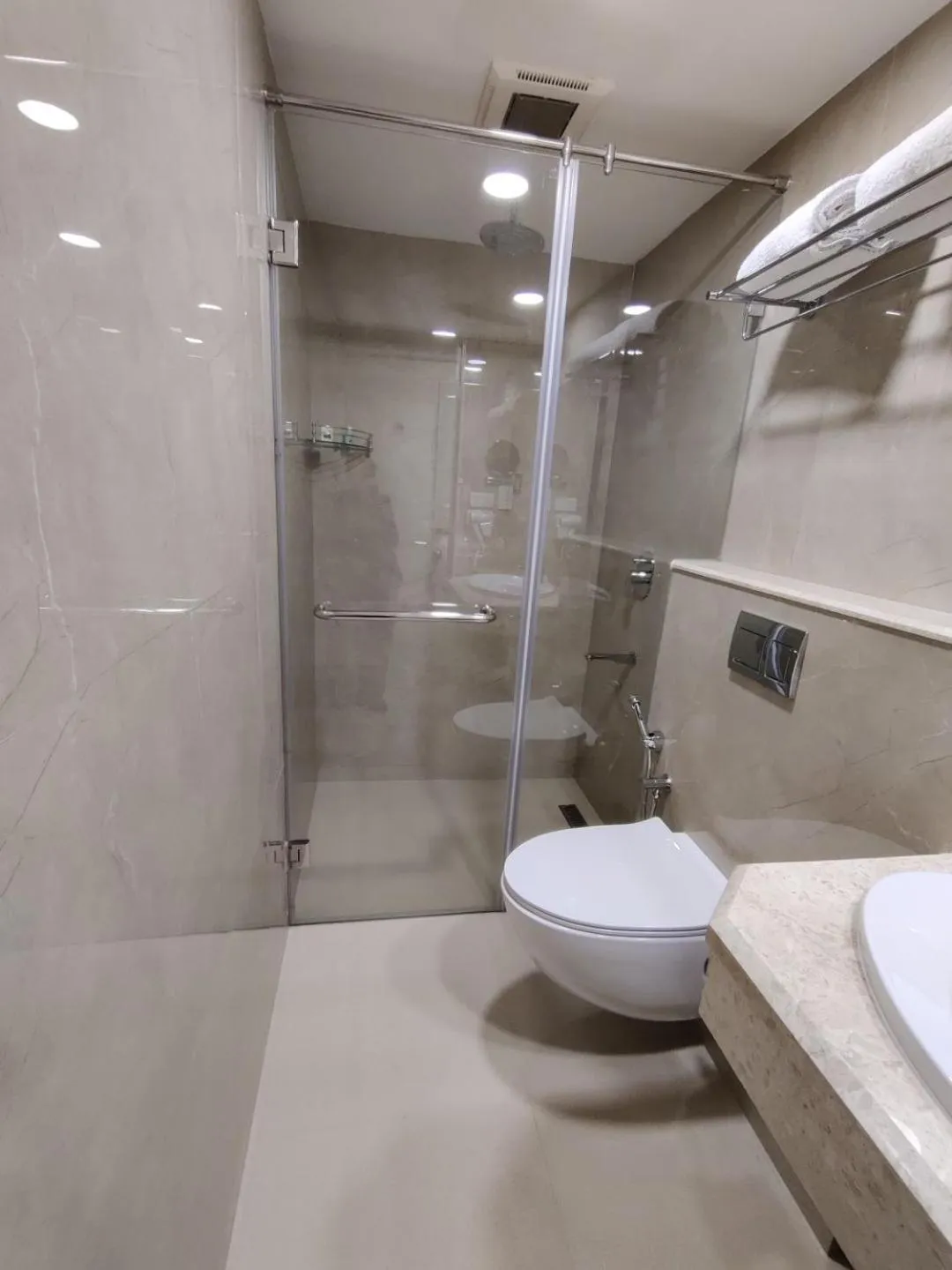 Bathroom in Issacs Residency