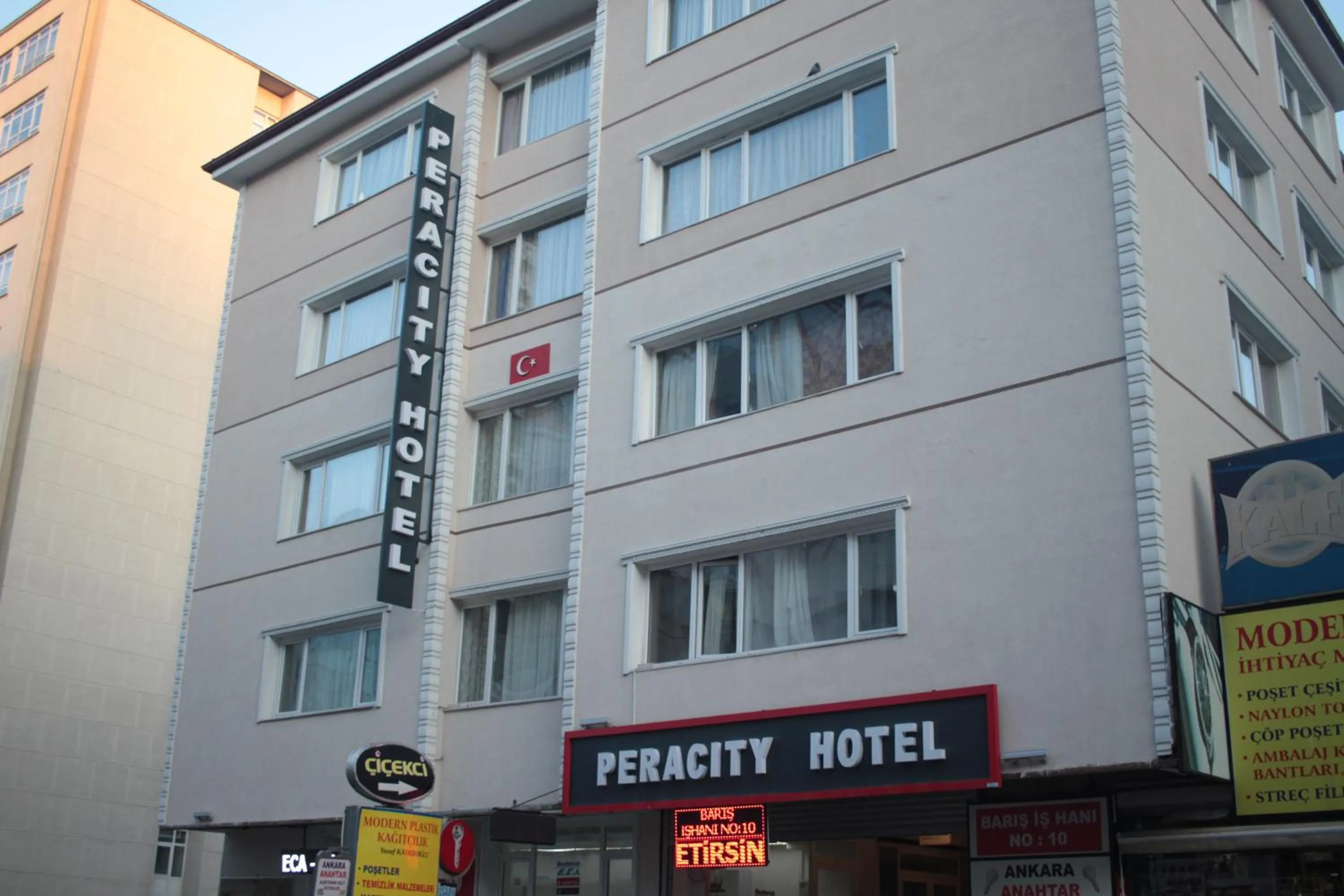 Pera City Hotel