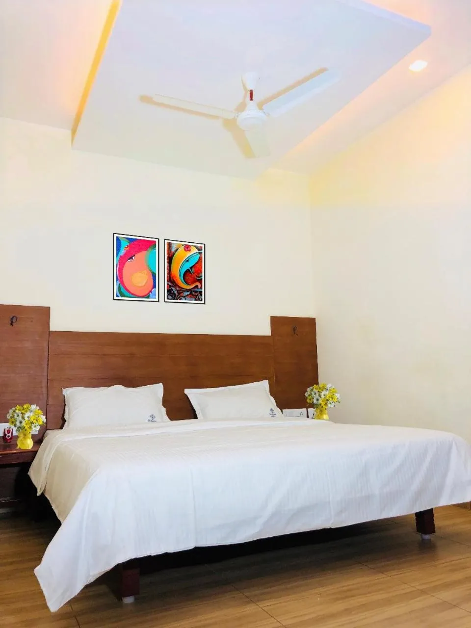 Bed in Shivalaya hotel