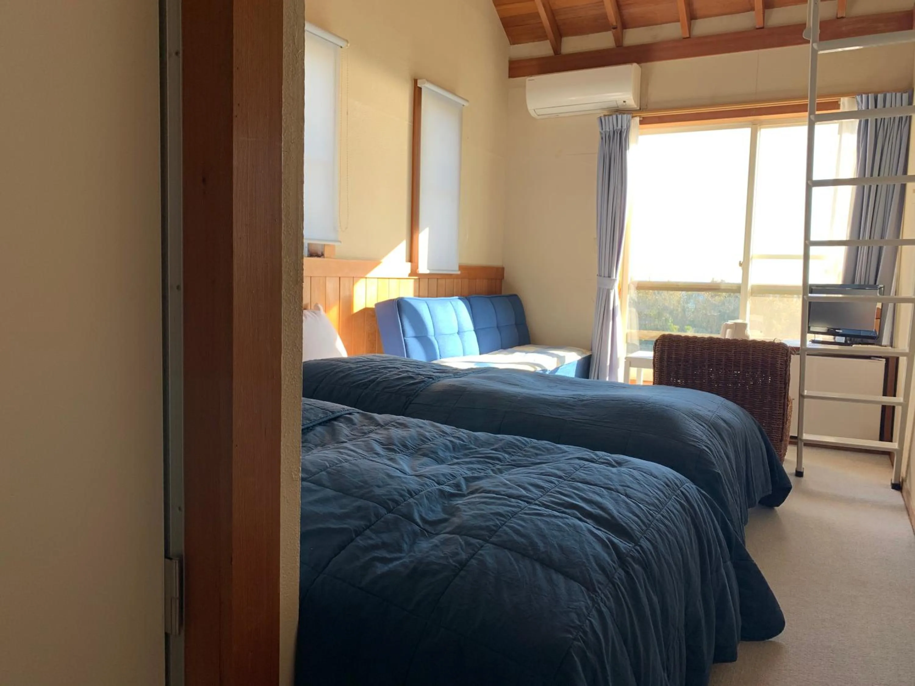 Bed in South Bird Inn