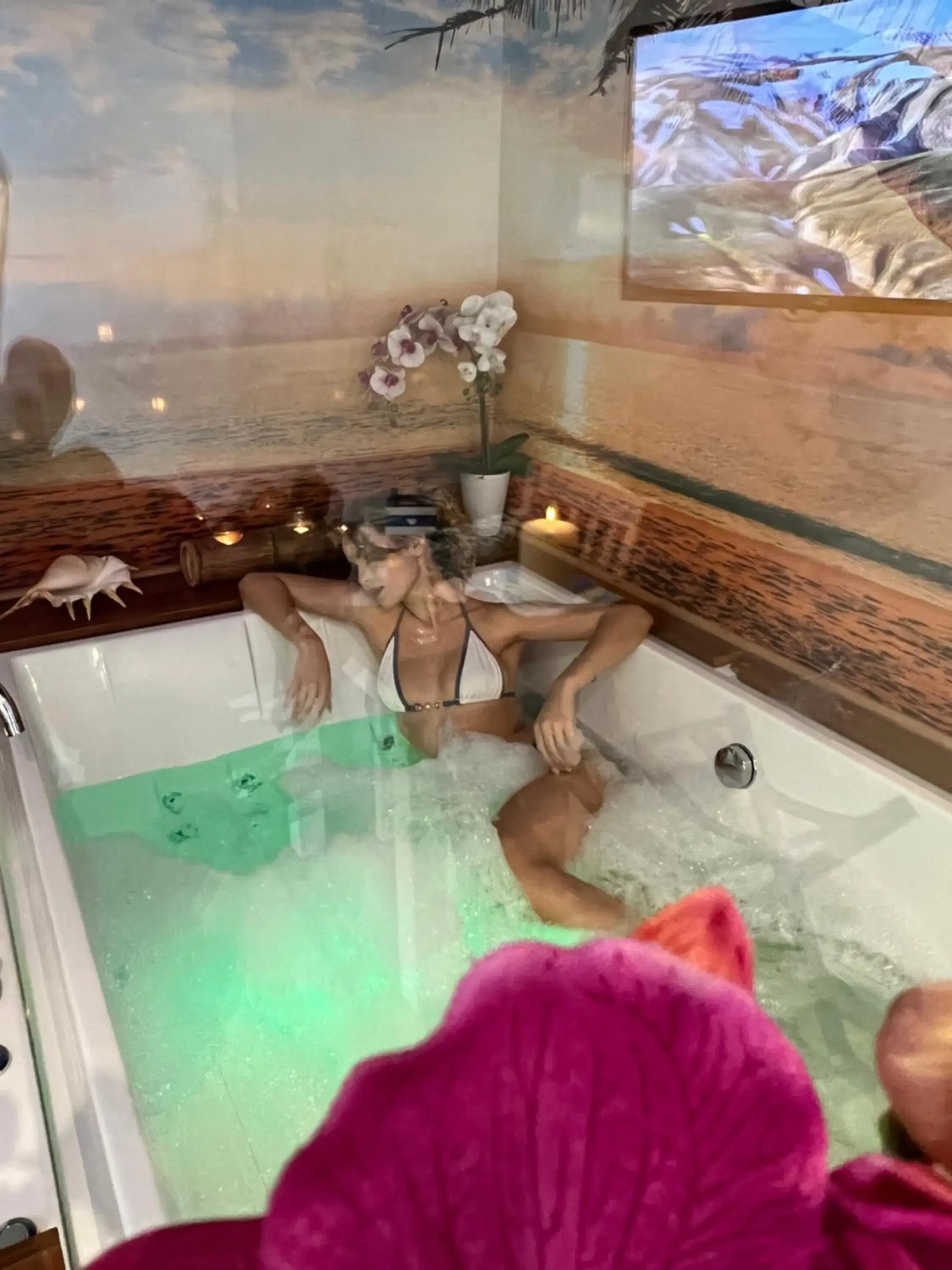 Queen Suite with Spa Bath in Dream & Relax Villa Fiore Queen Suite with Spa Bath in Dream & Relax Villa Fiore