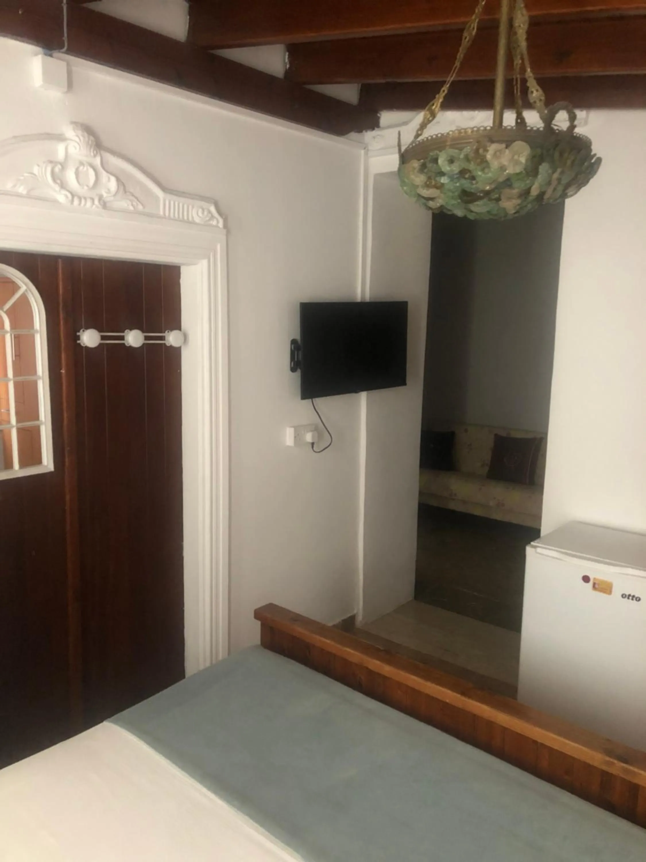 Bed in Villa Thermopilon