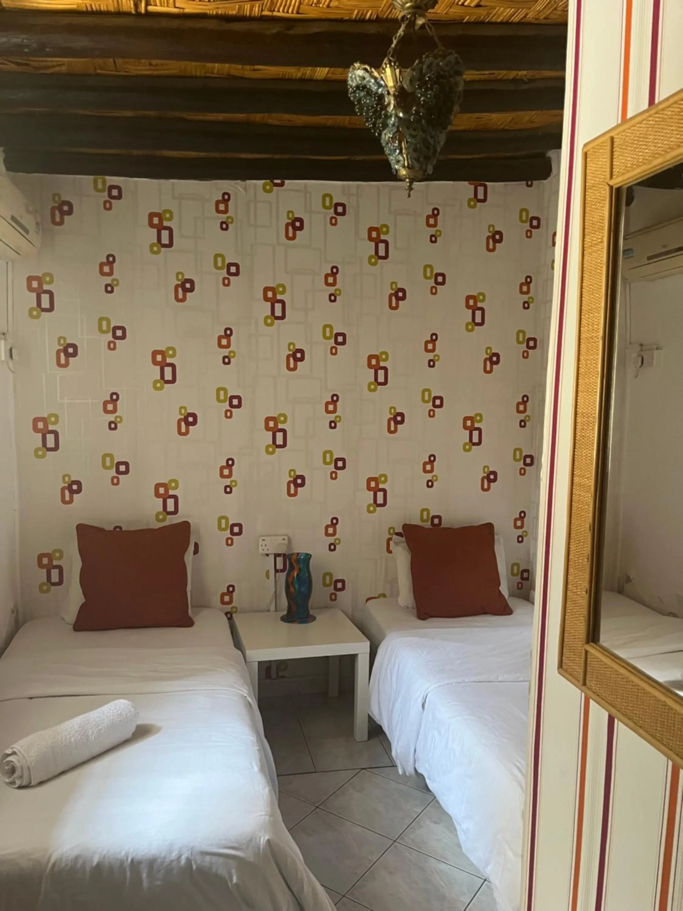 Bed in Villa Thermopilon