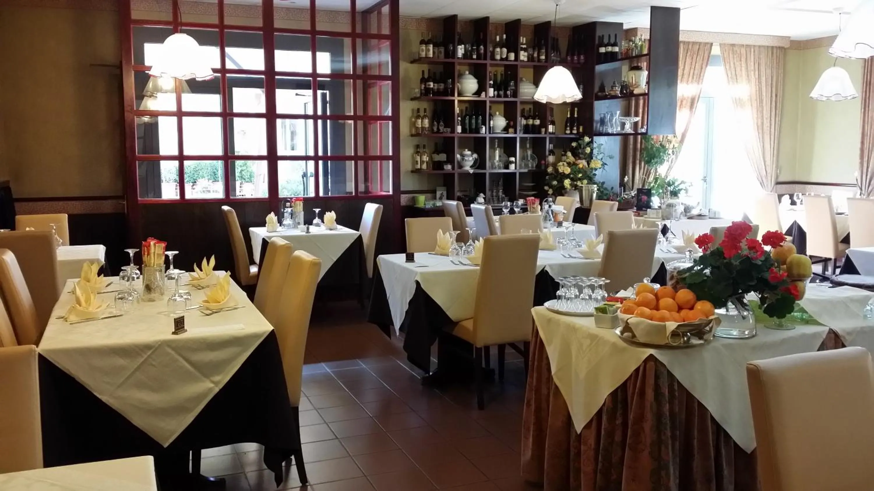 Restaurant/places to eat in Albergo Sapori