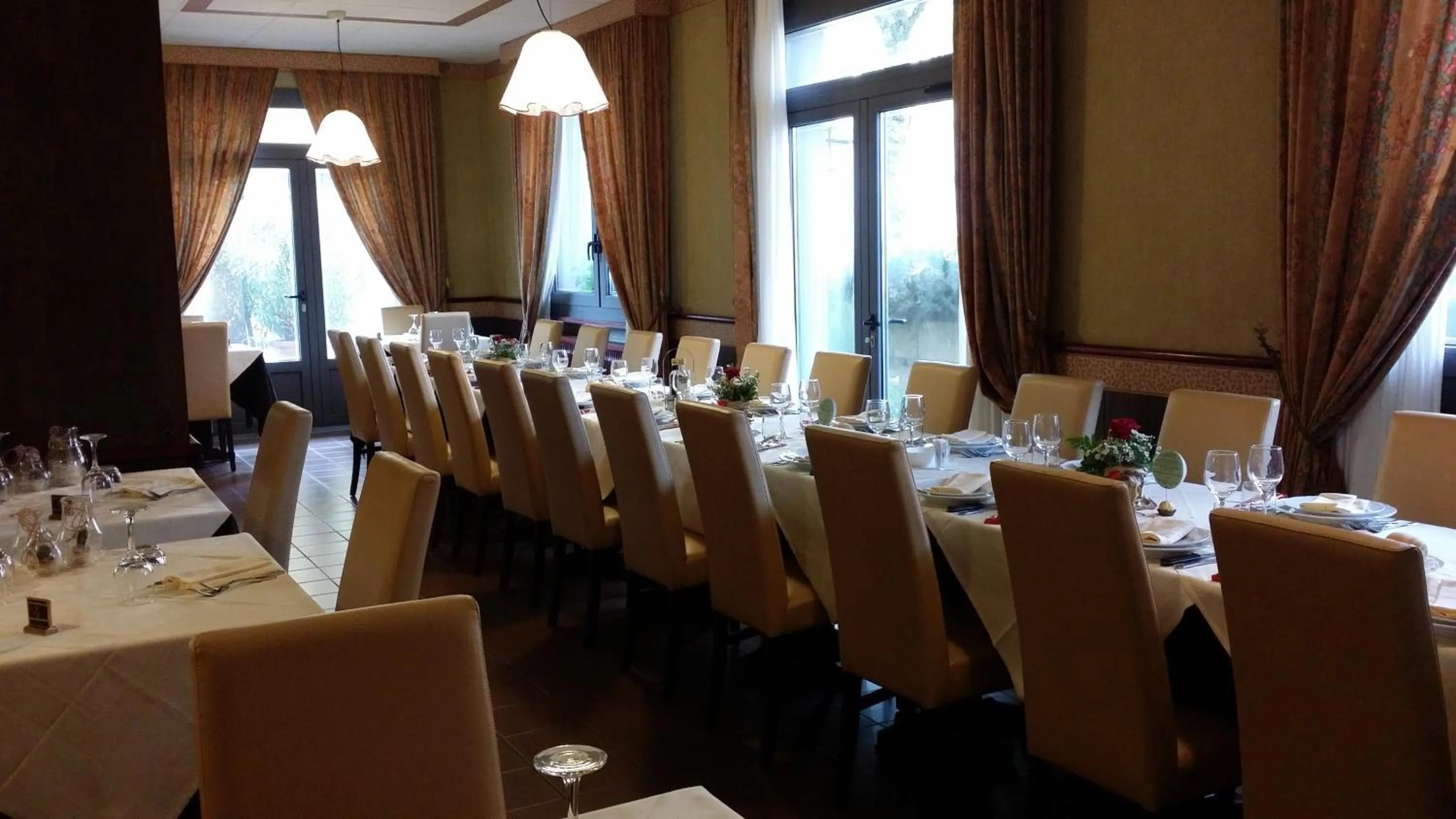 Restaurant/places to eat in Albergo Sapori