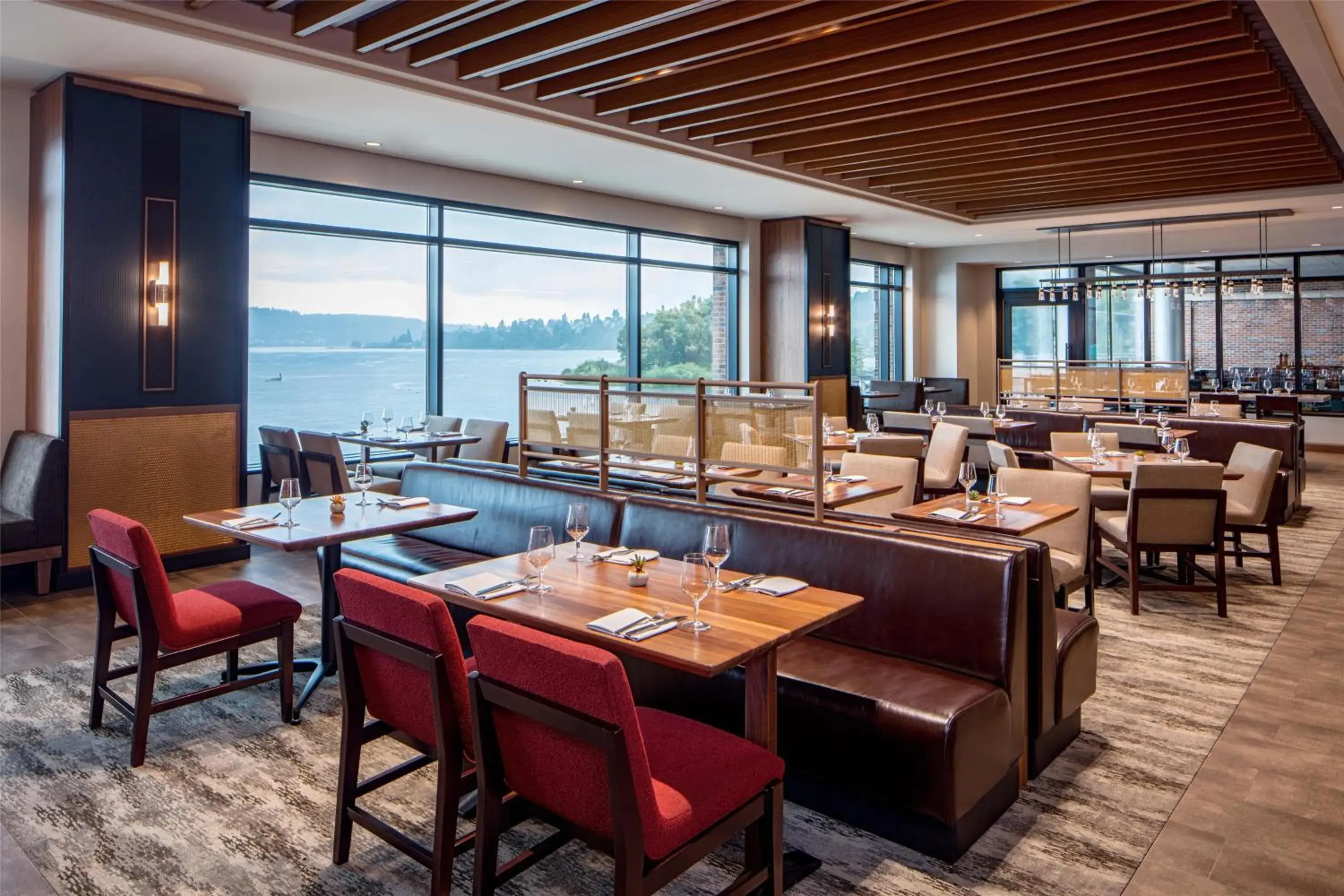 Restaurant/places to eat in Hyatt Regency Lake Washington at Seattle's Southport Restaurant/places to eat in Hyatt Regency Lake Washington at Seattle's Southport