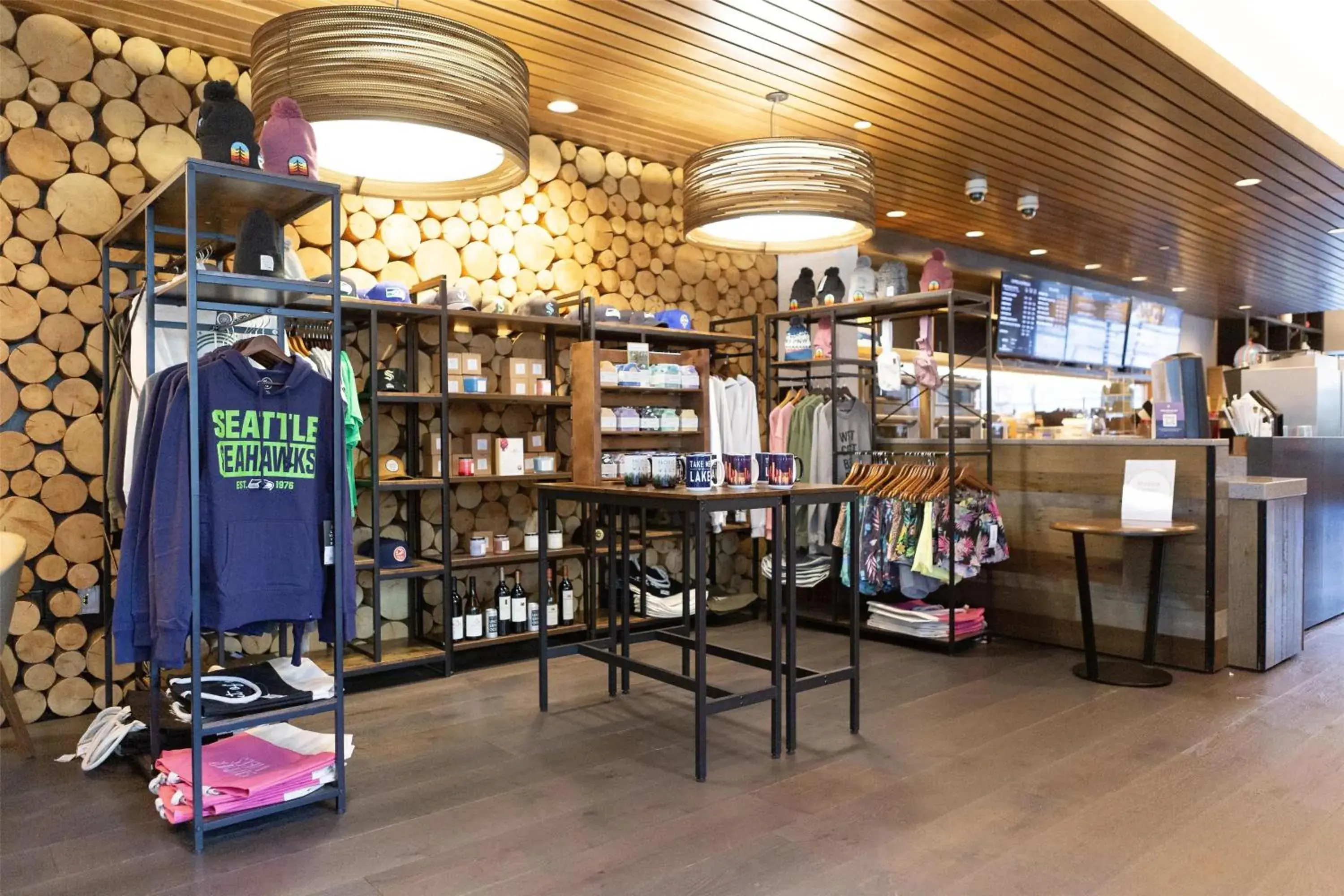 Lobby or reception in Hyatt Regency Lake Washington at Seattle's Southport Lobby or reception in Hyatt Regency Lake Washington at Seattle's Southport