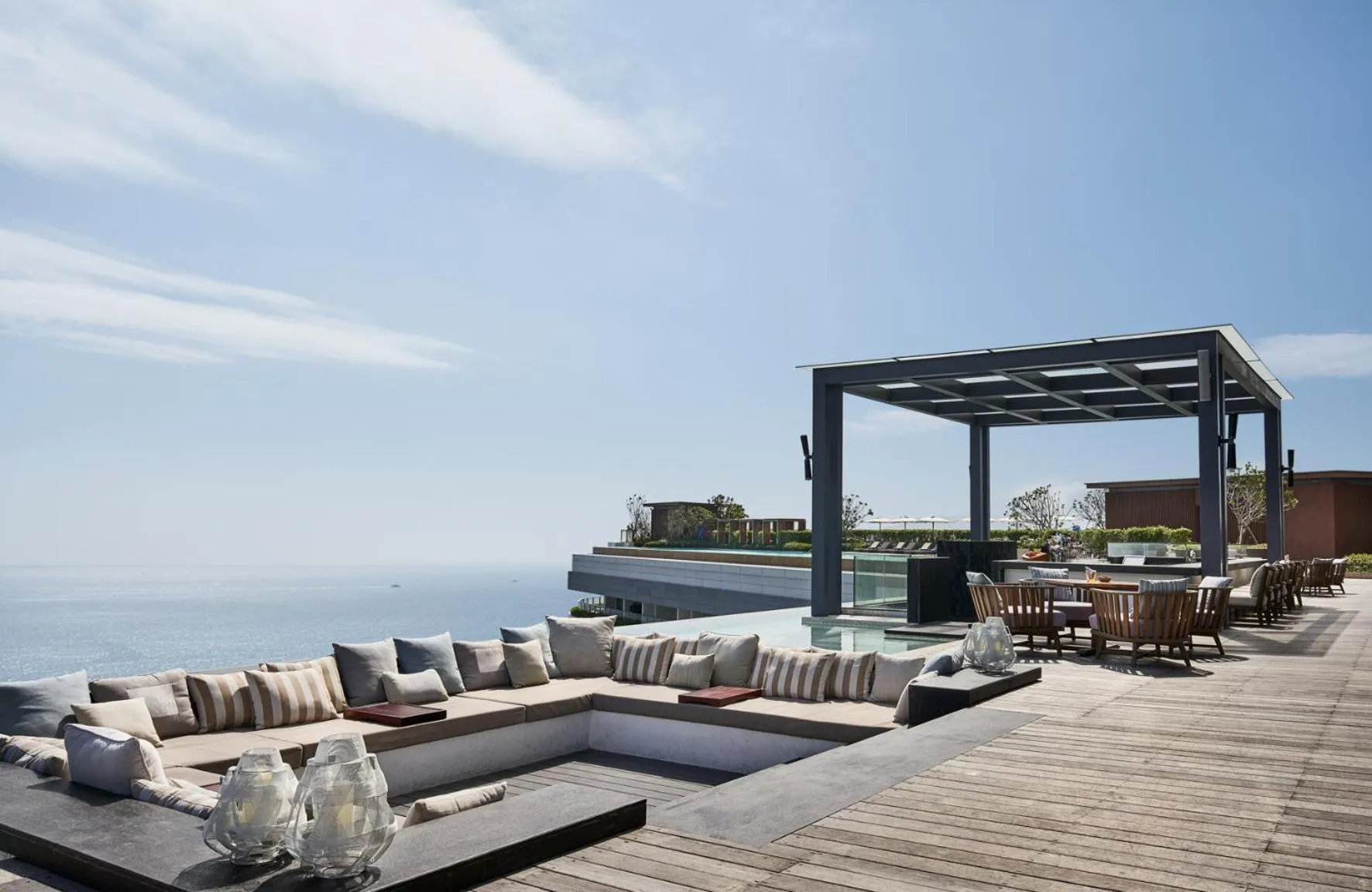 Restaurant/places to eat in Rosewood Sanya