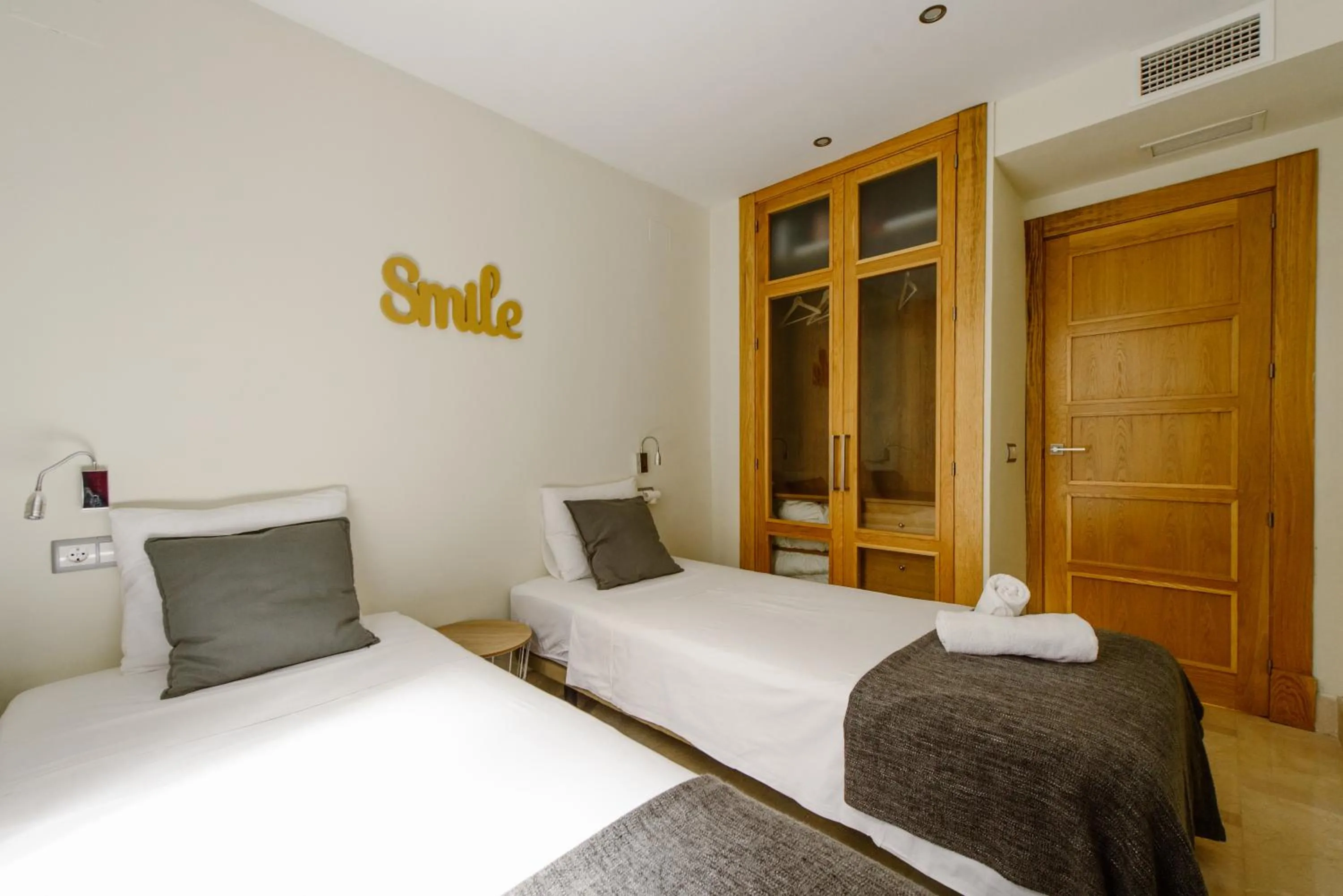 Bed in 1E Azofaifo St Apartment
