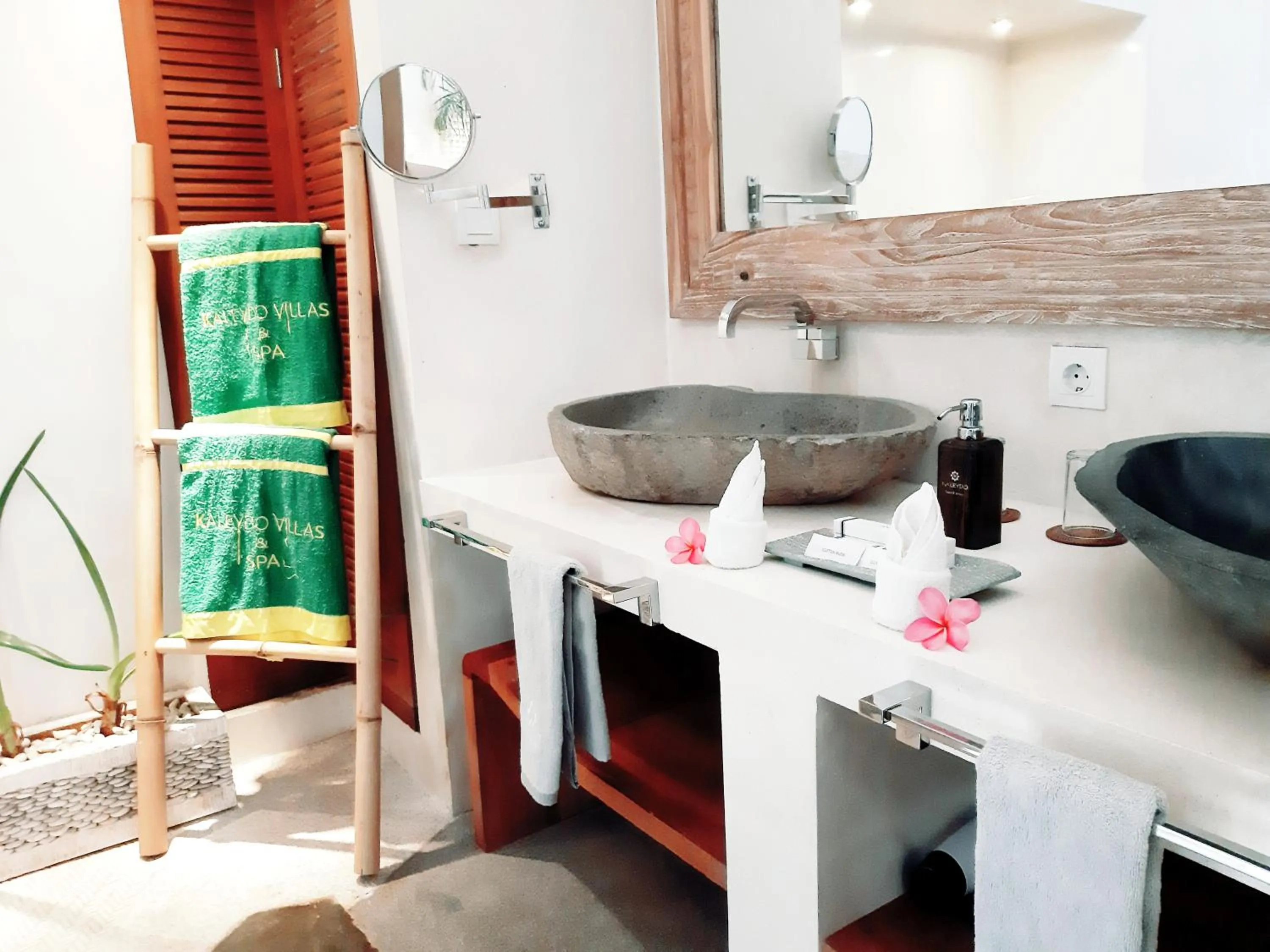 Bathroom in The White Key Luxury Villas