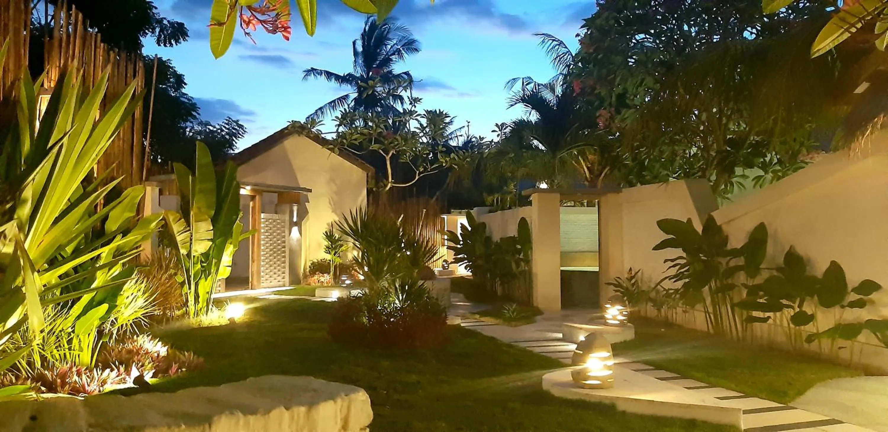 Garden view in The White Key Luxury Villas