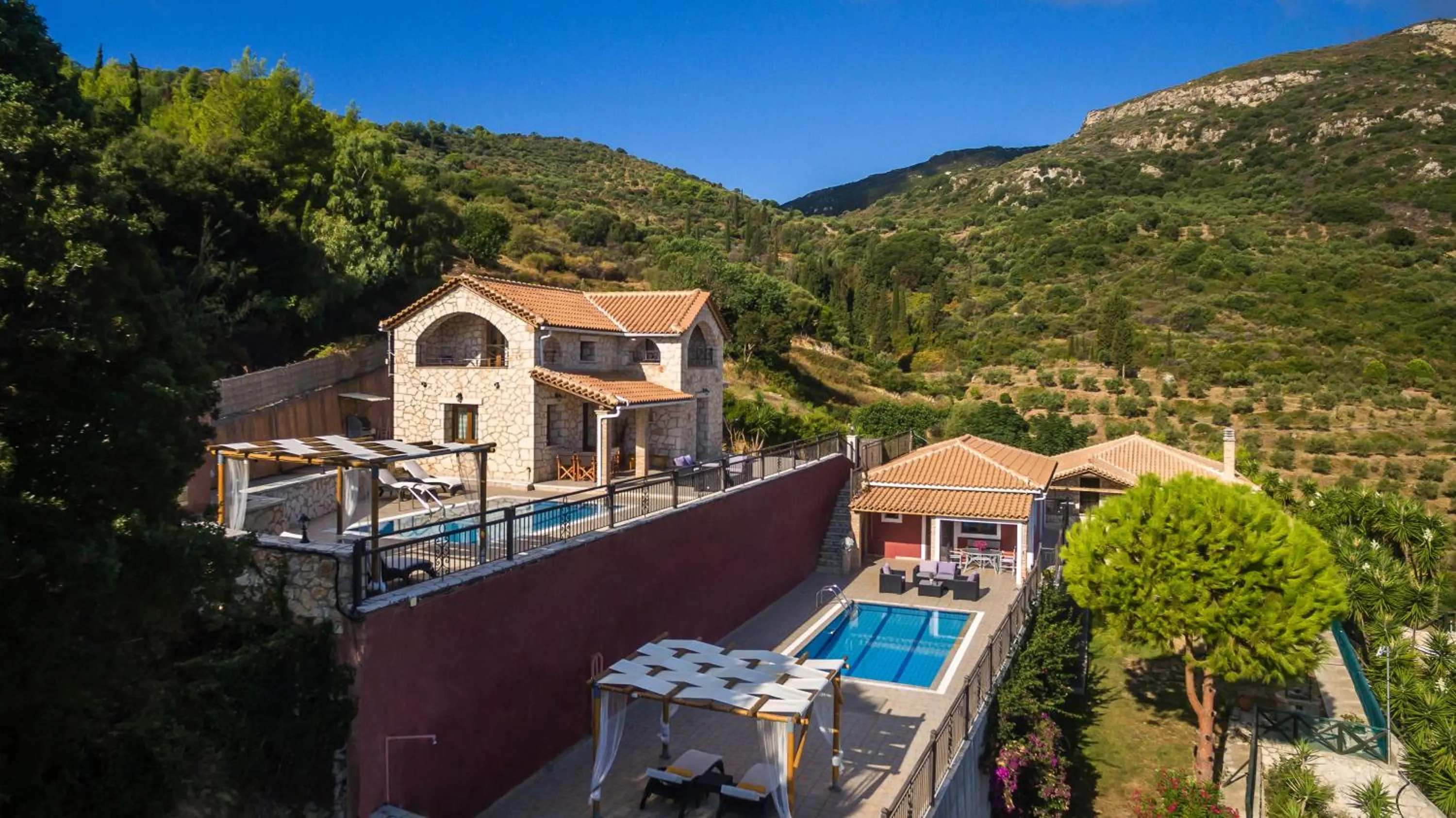 Property building in Villa Socrates