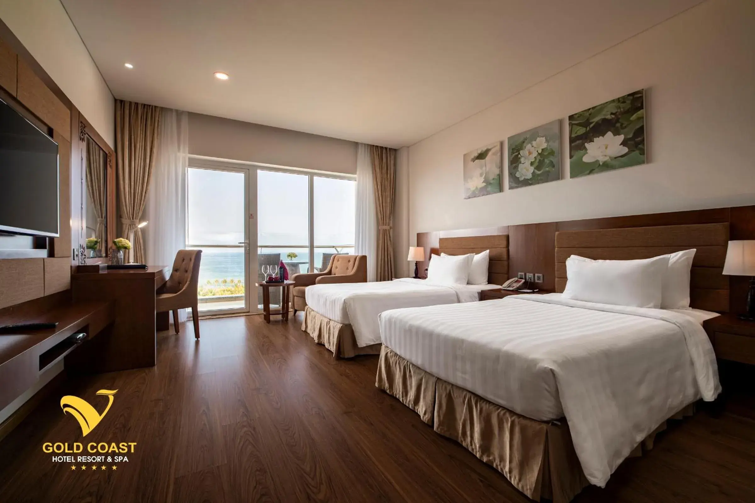 Bedroom, Bed in Gold Coast Hotel Resort & Spa Bedroom, Bed in Gold Coast Hotel Resort & Spa