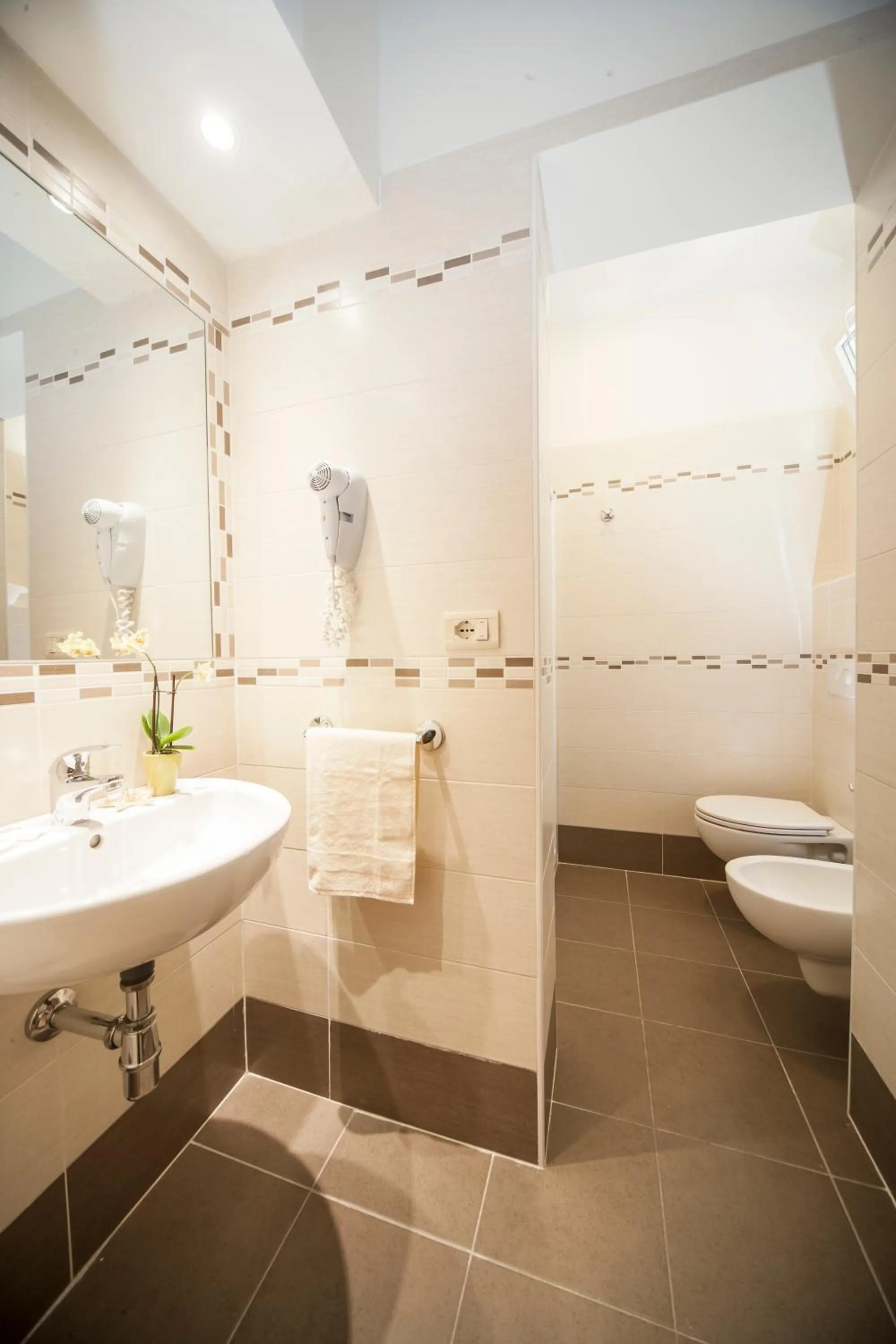 Bathroom in Hotel Taormina