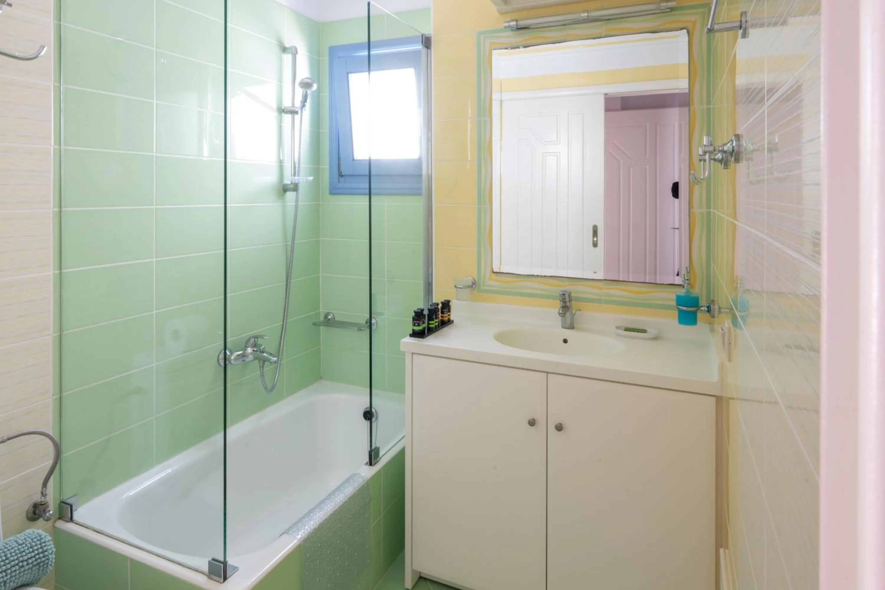 Shower in Modus Vivendi Villas
