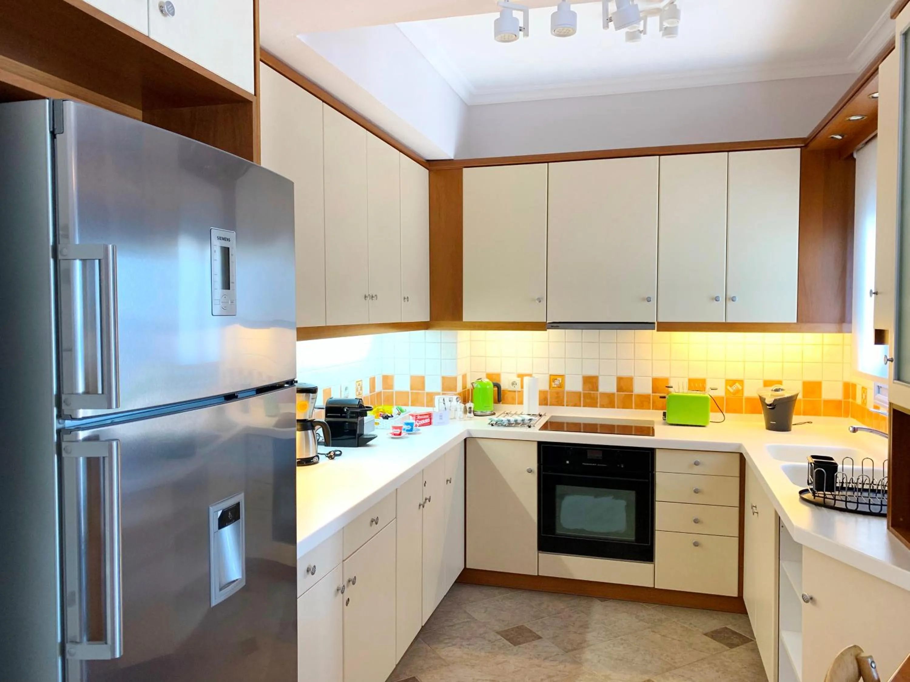 Kitchen or kitchenette in Modus Vivendi Villas
