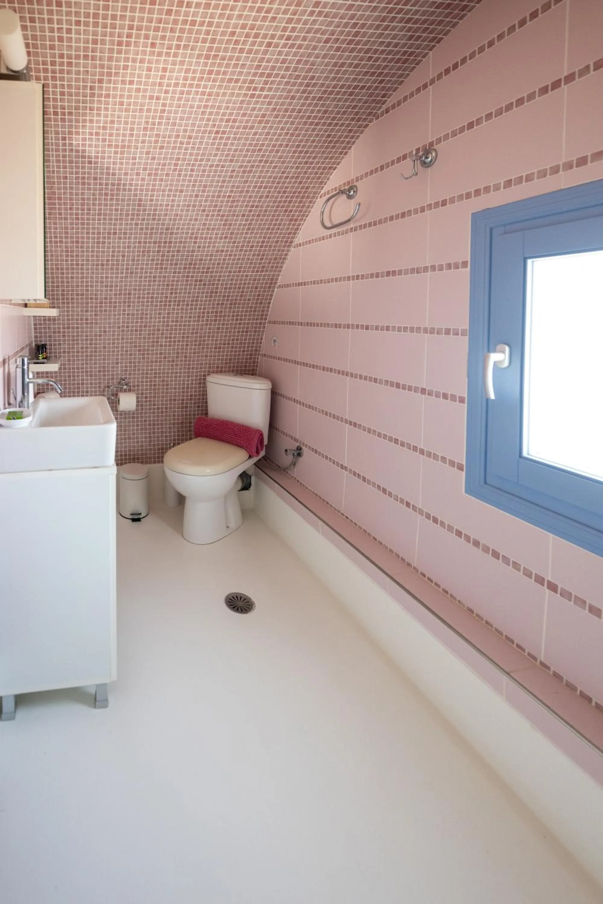 Toilet in Modus Vivendi Villas