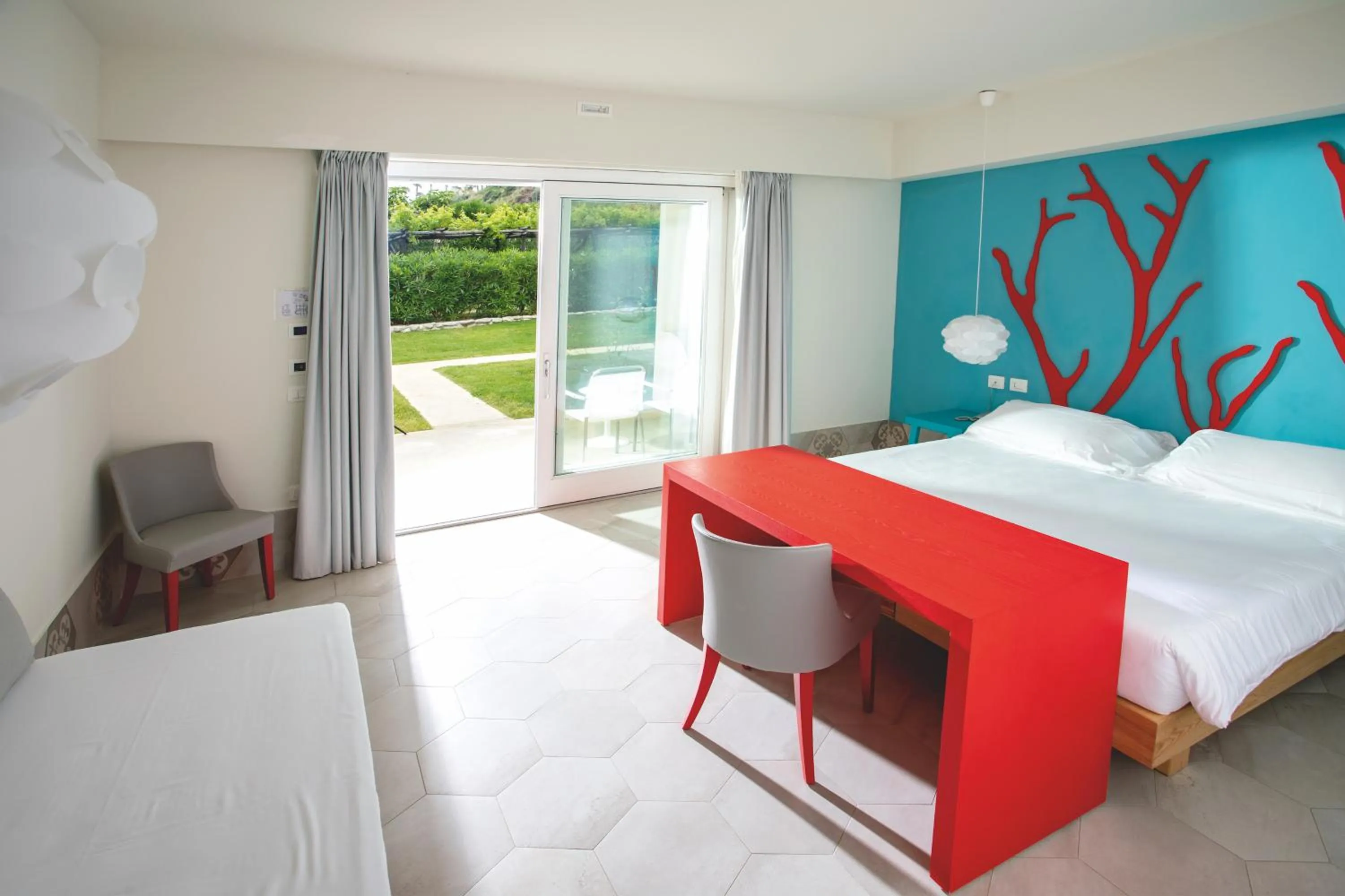 Bed in Baia Del Sole Resort