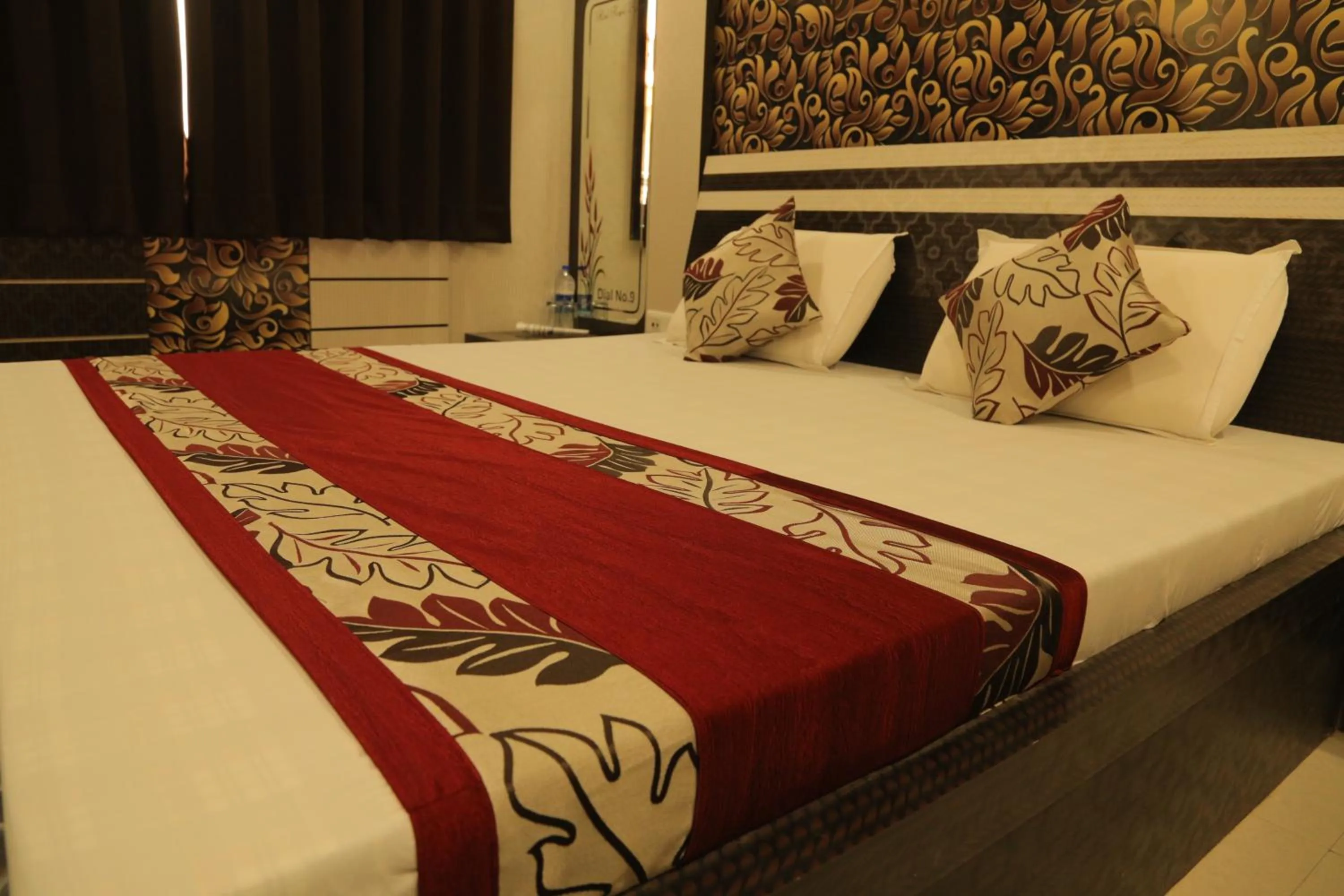 Bed in Hotel Royal Ajmer
