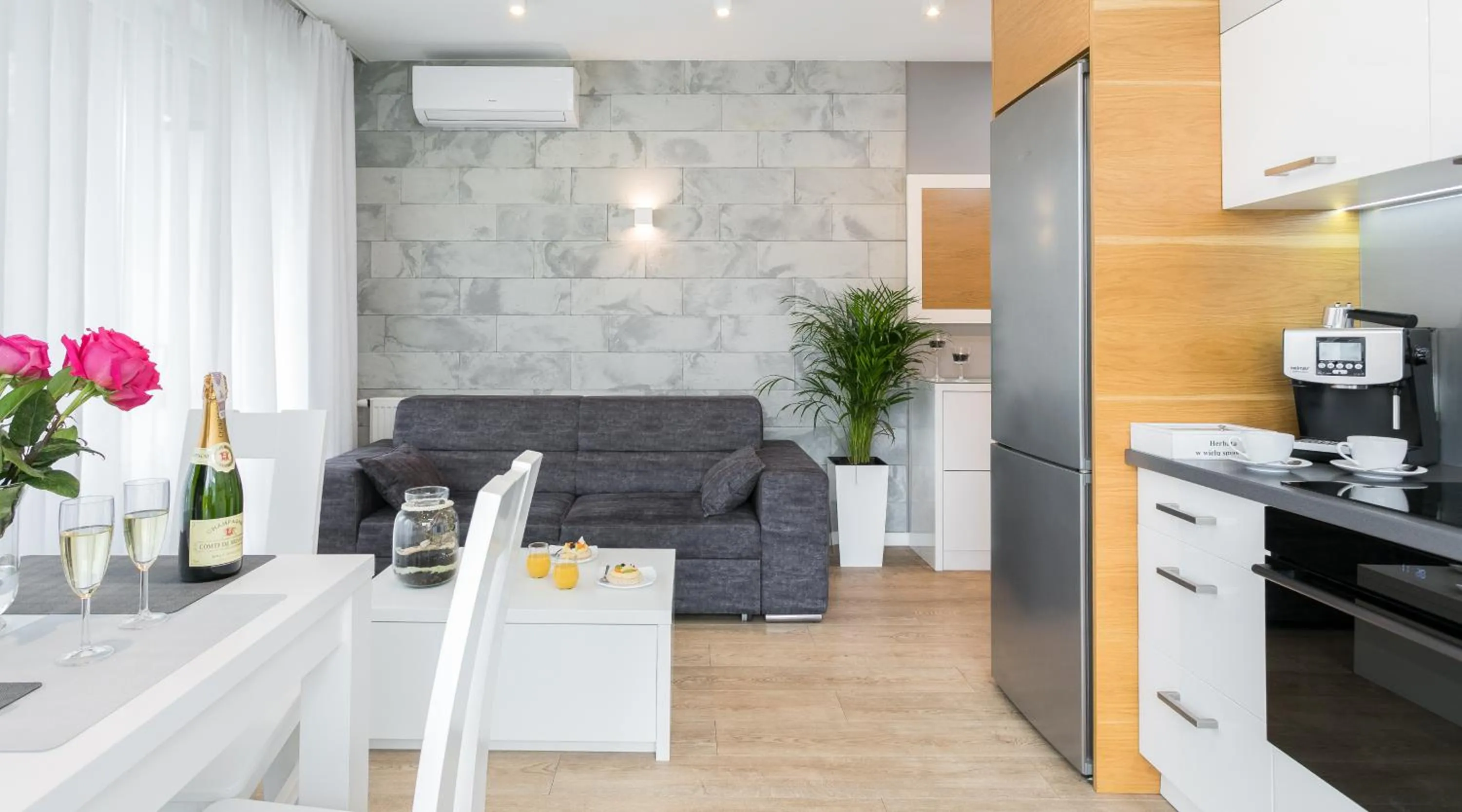 Living room in Ariańska Apartment - lift & AC