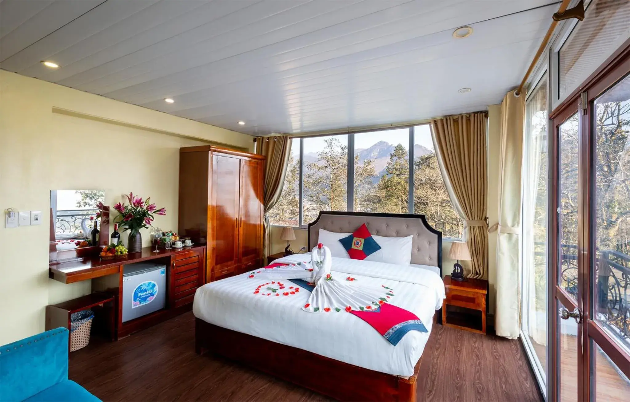 Bedroom, Bed in Sapa Hidden Gem Hotel & Spa Bedroom, Bed in Sapa Hidden Gem Hotel & Spa