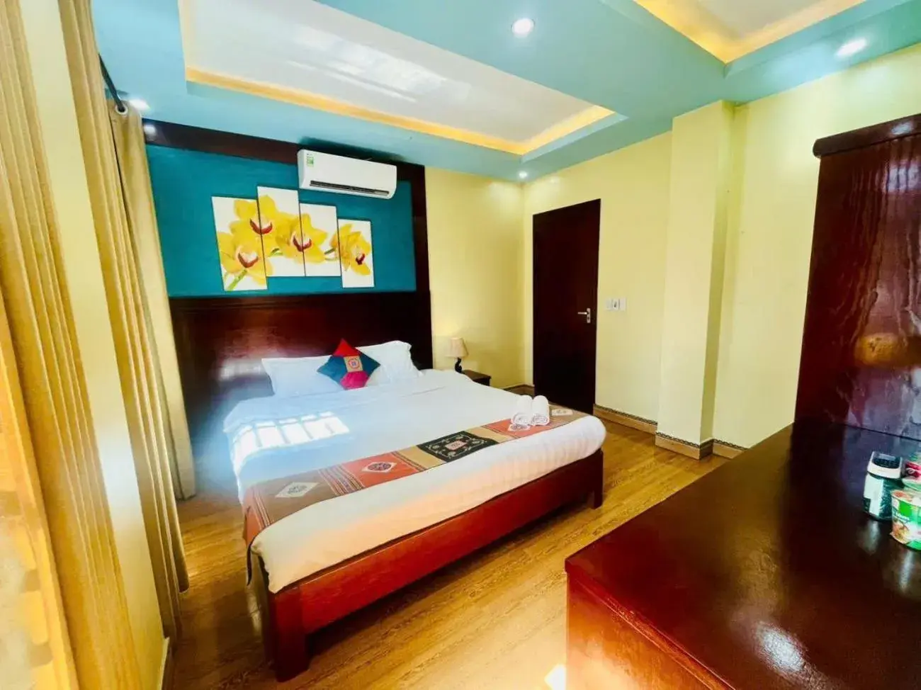 Superior King Room in Sapa Hidden Gem Hotel & Spa Superior King Room in Sapa Hidden Gem Hotel & Spa