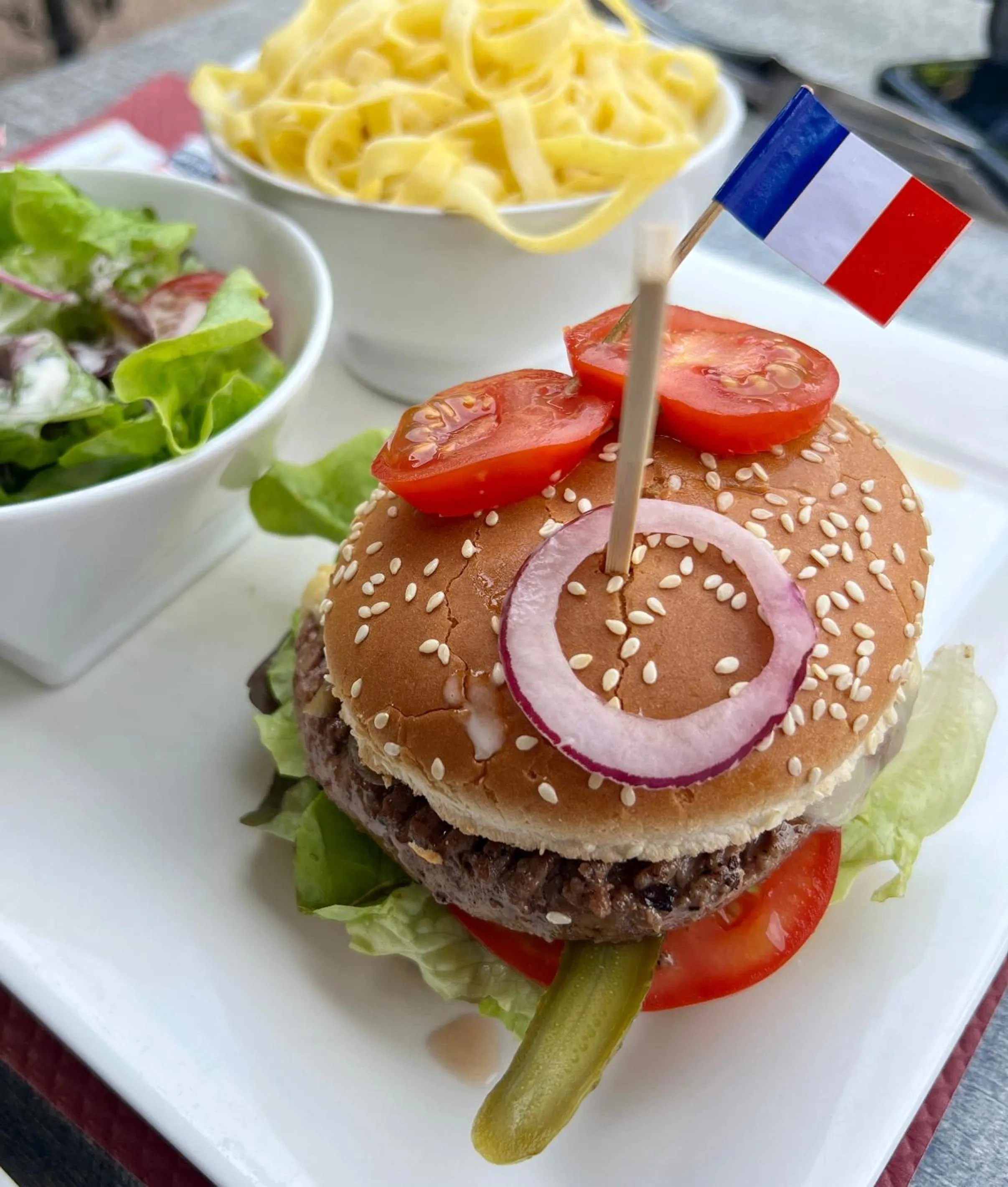 Restaurant/places to eat in LOGIS HÔTEL, CHALETS et RESTAURANT LES CHATELMINÉS