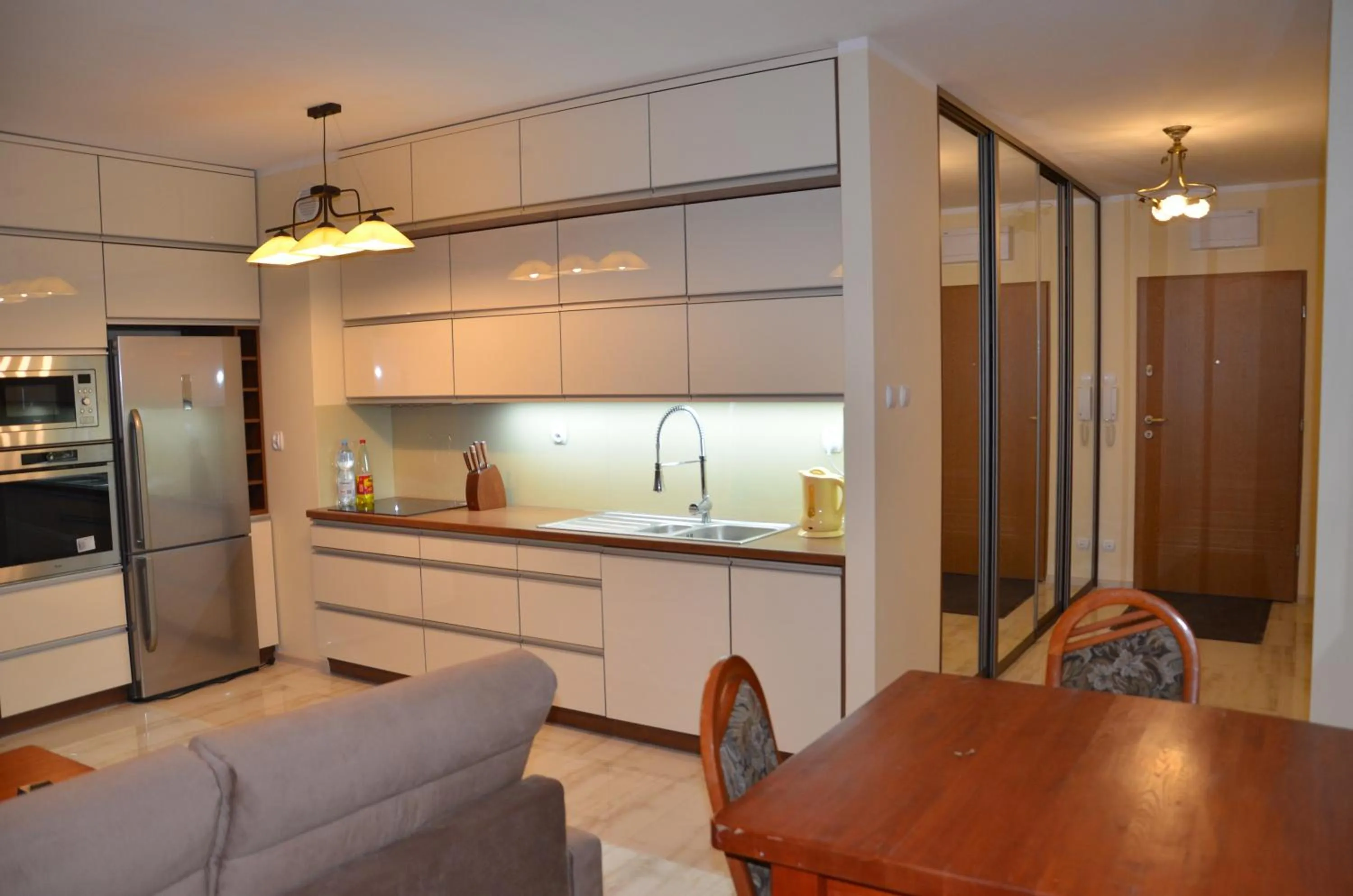 Kitchen or kitchenette in Luksusowy Apartament przy Plaży Niegocin