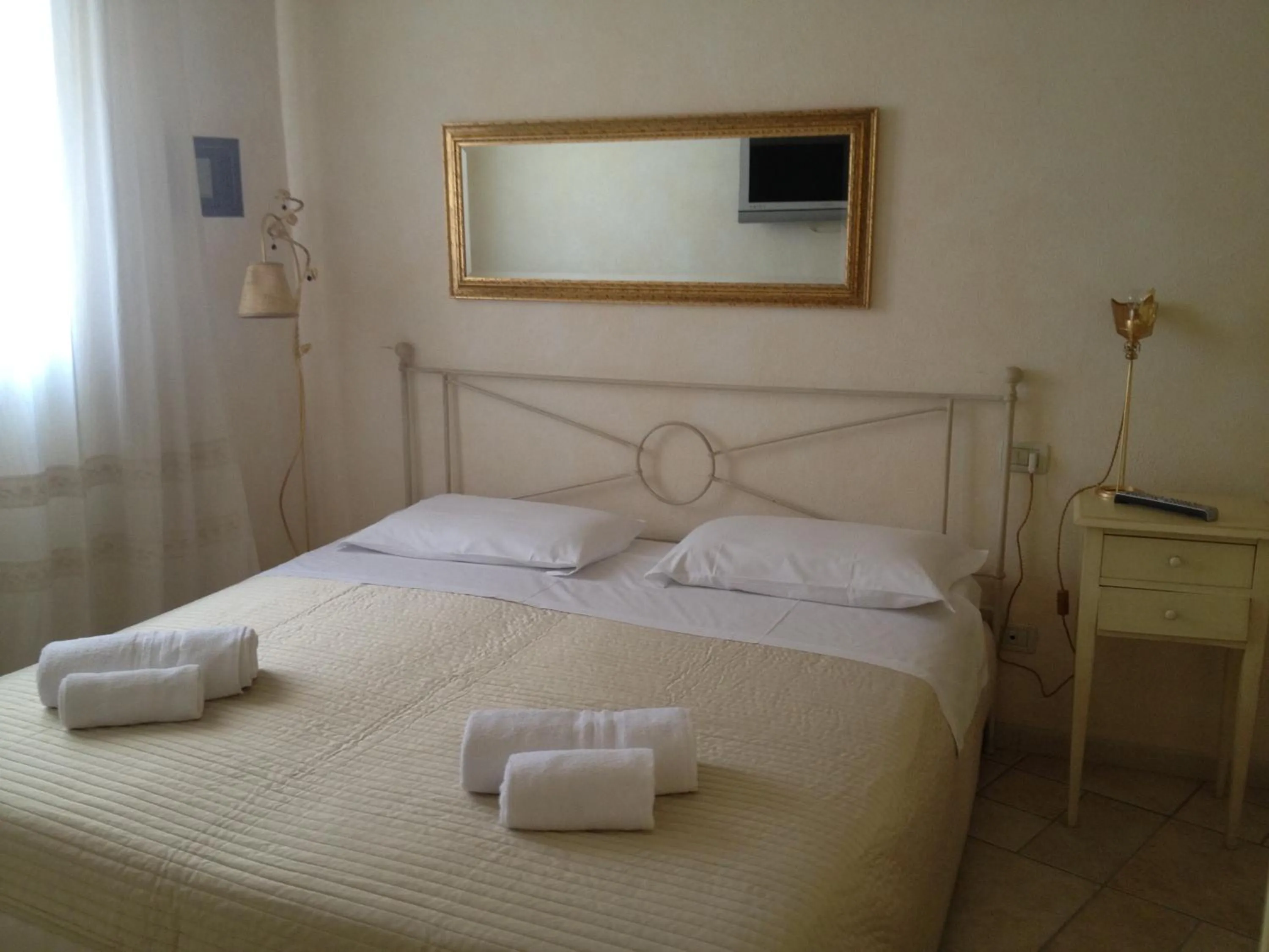 Bed in Garda Resort Village