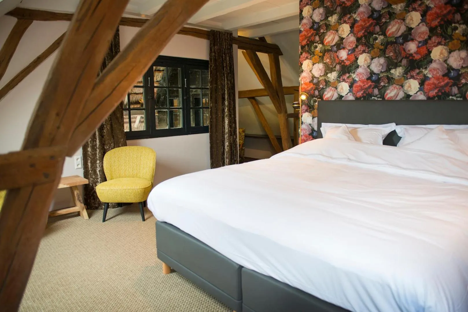 Bed in De Heeren van Tuil