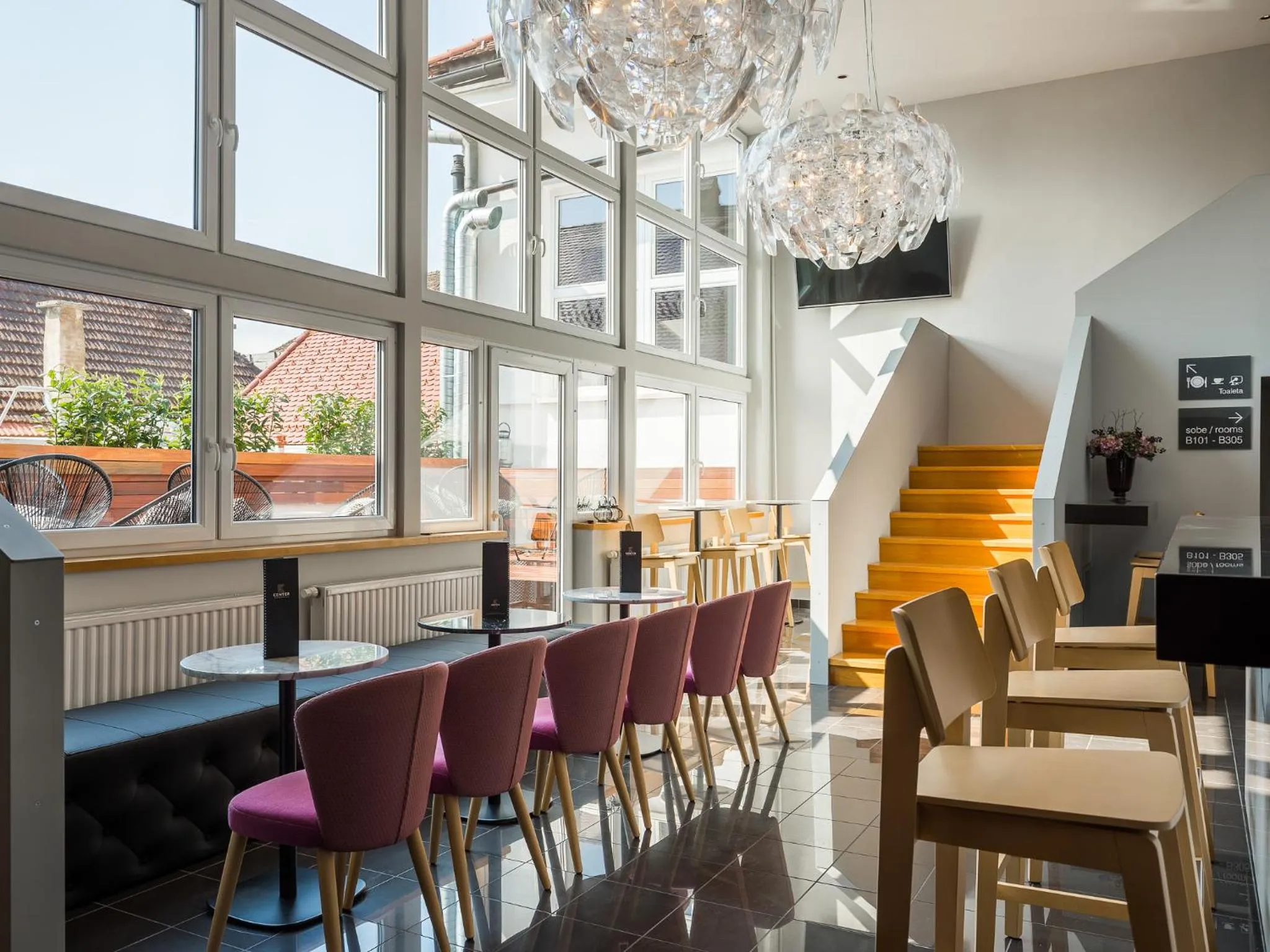 Lounge or bar in Hotel Center Novo Mesto
