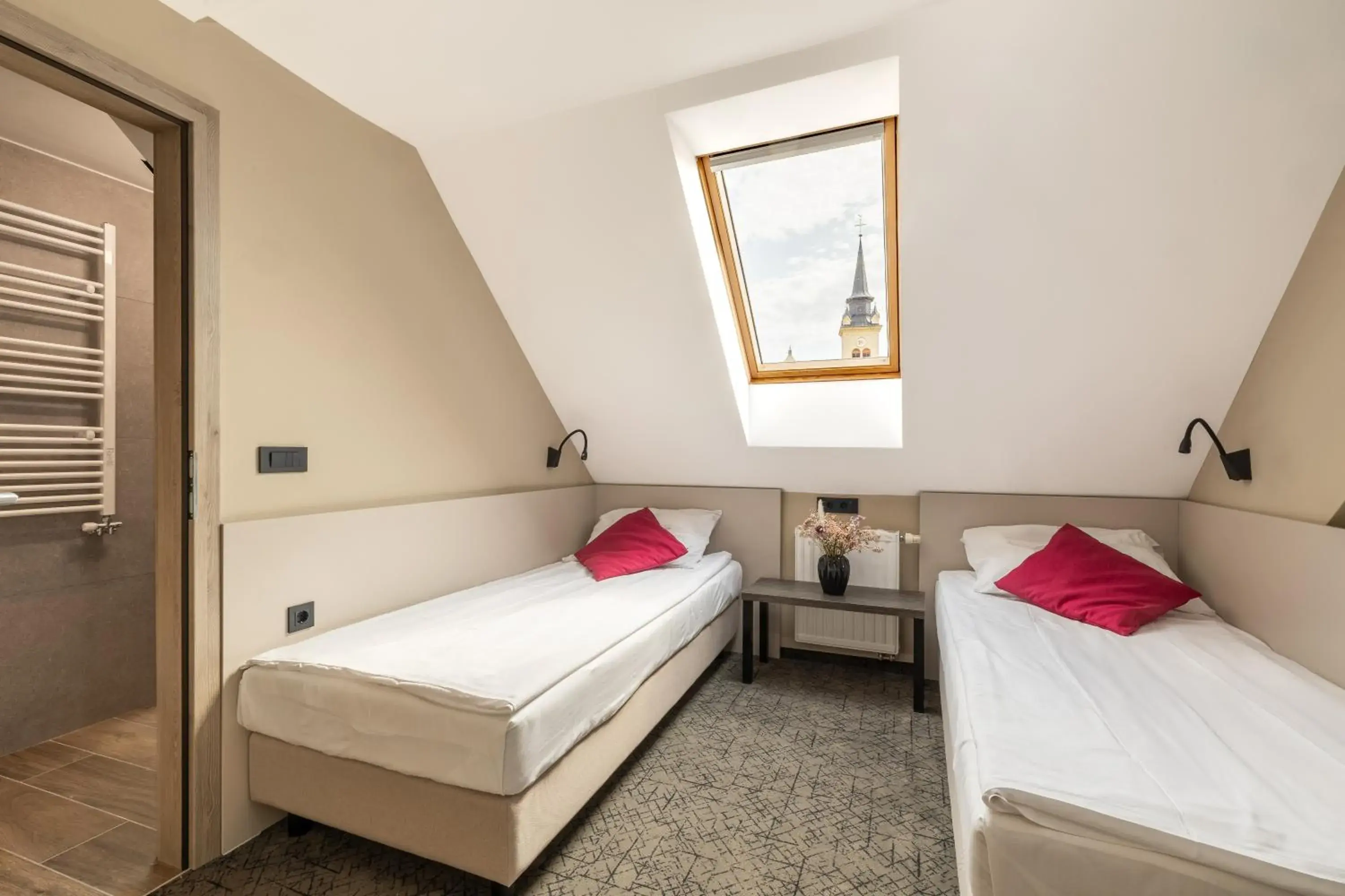 Economy Twin Room - single occupancy in Hotel Center Novo Mesto Economy Twin Room - single occupancy in Hotel Center Novo Mesto