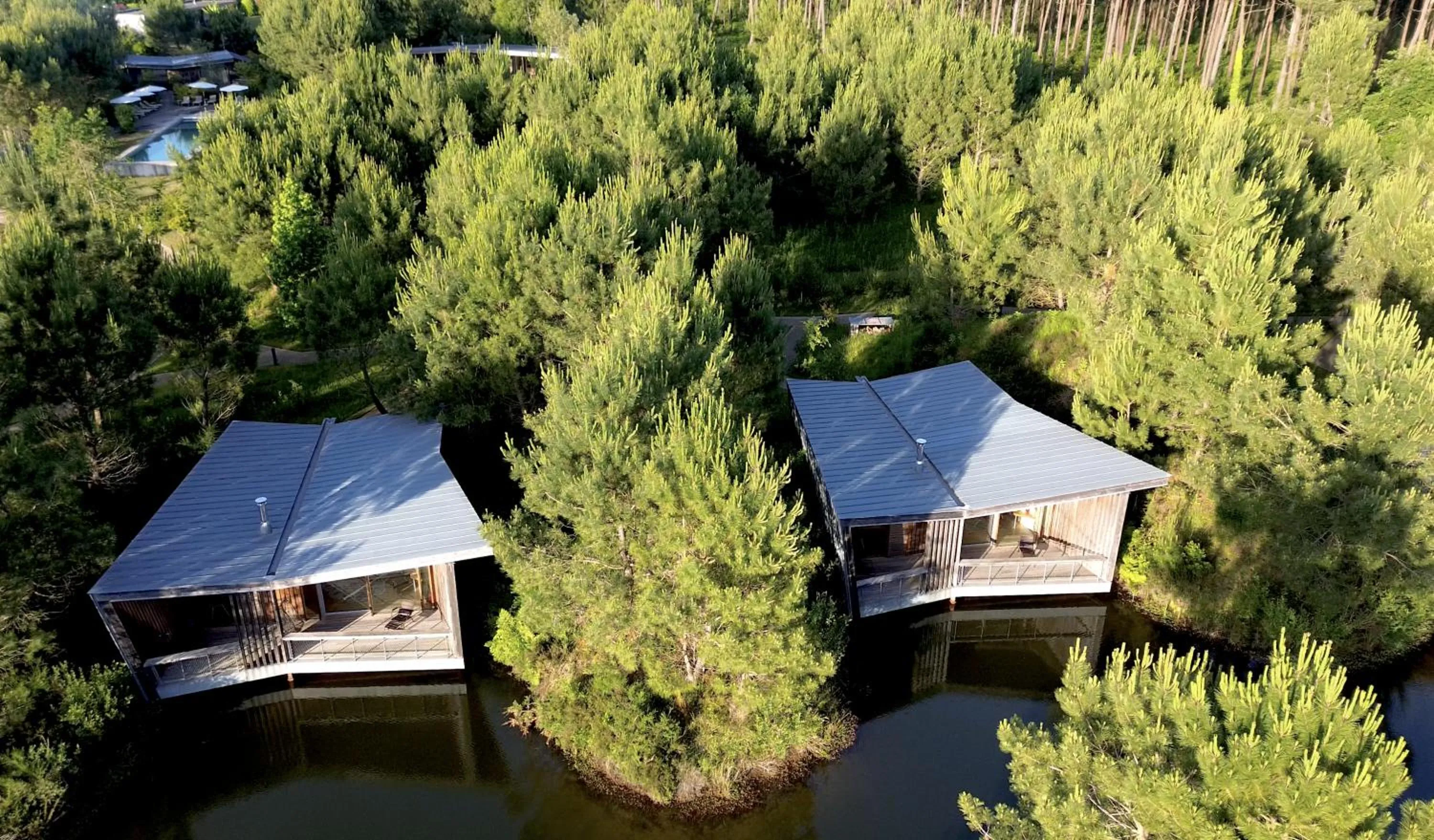 Les Échasses Golf & Surf Eco Lodge