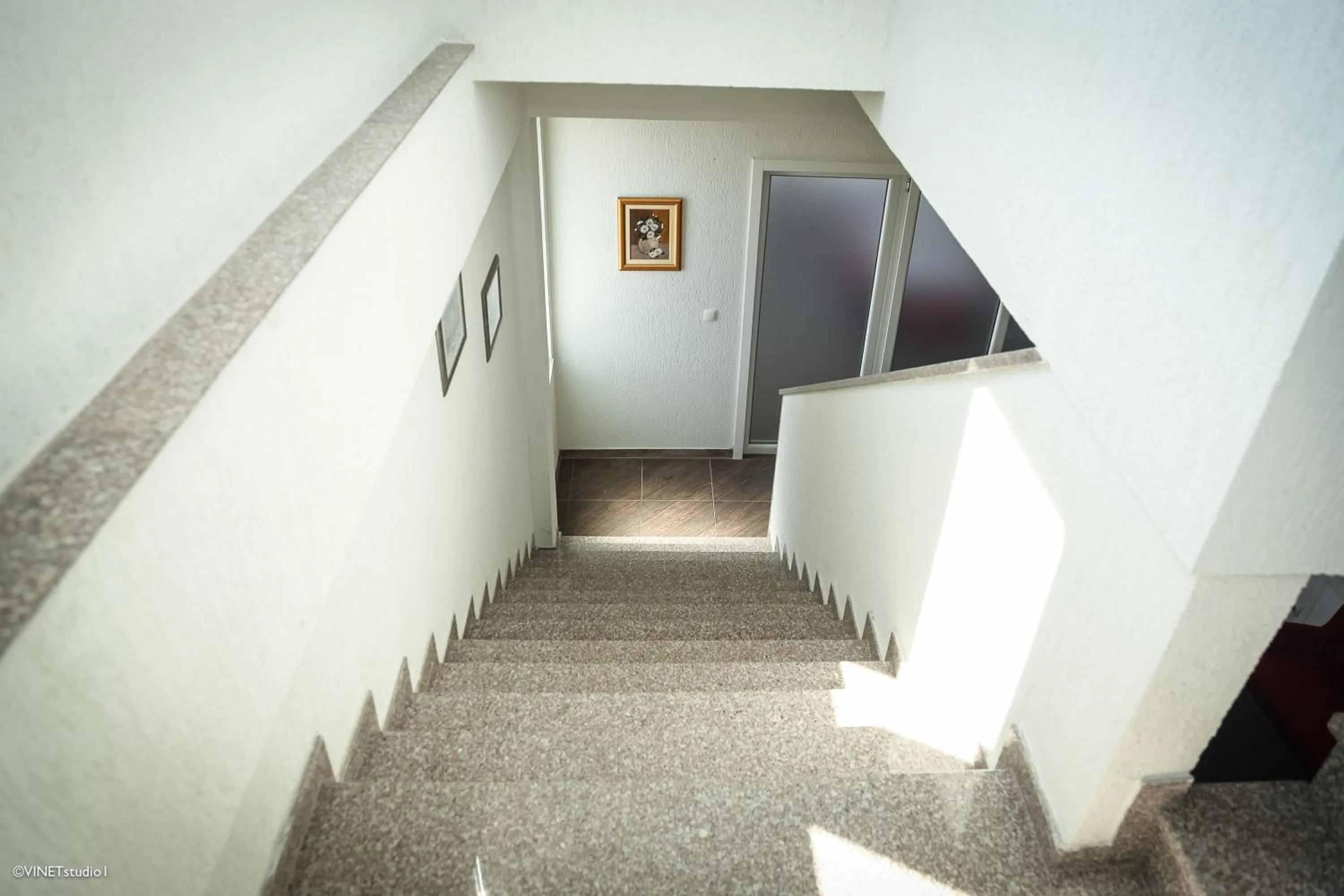 Area and facilities in Becar Pyramid Rooms