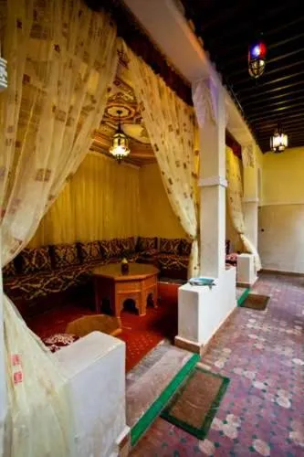 Riad Tidar by Phoenix