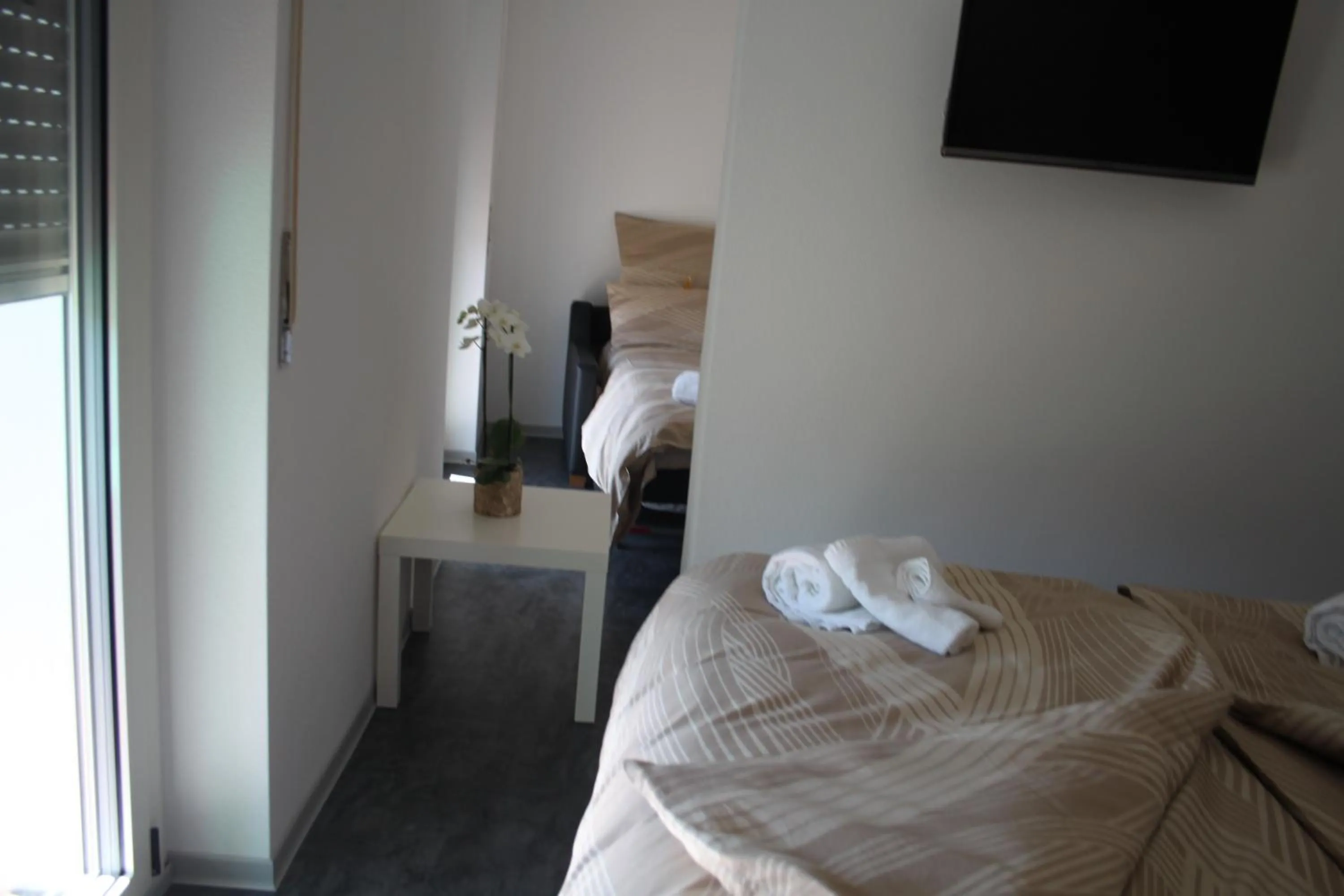 Bed in Albergo Porta Verzasca