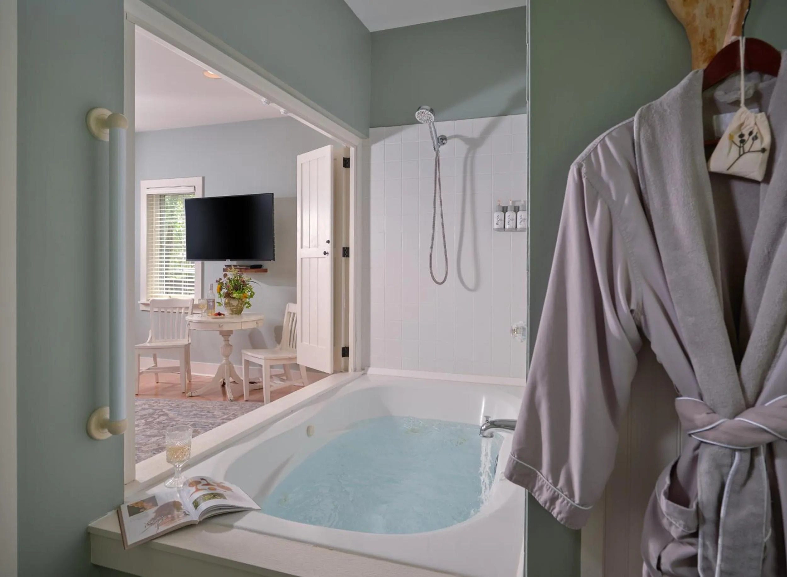 Goldberry Woods- A Modern Farm Resort