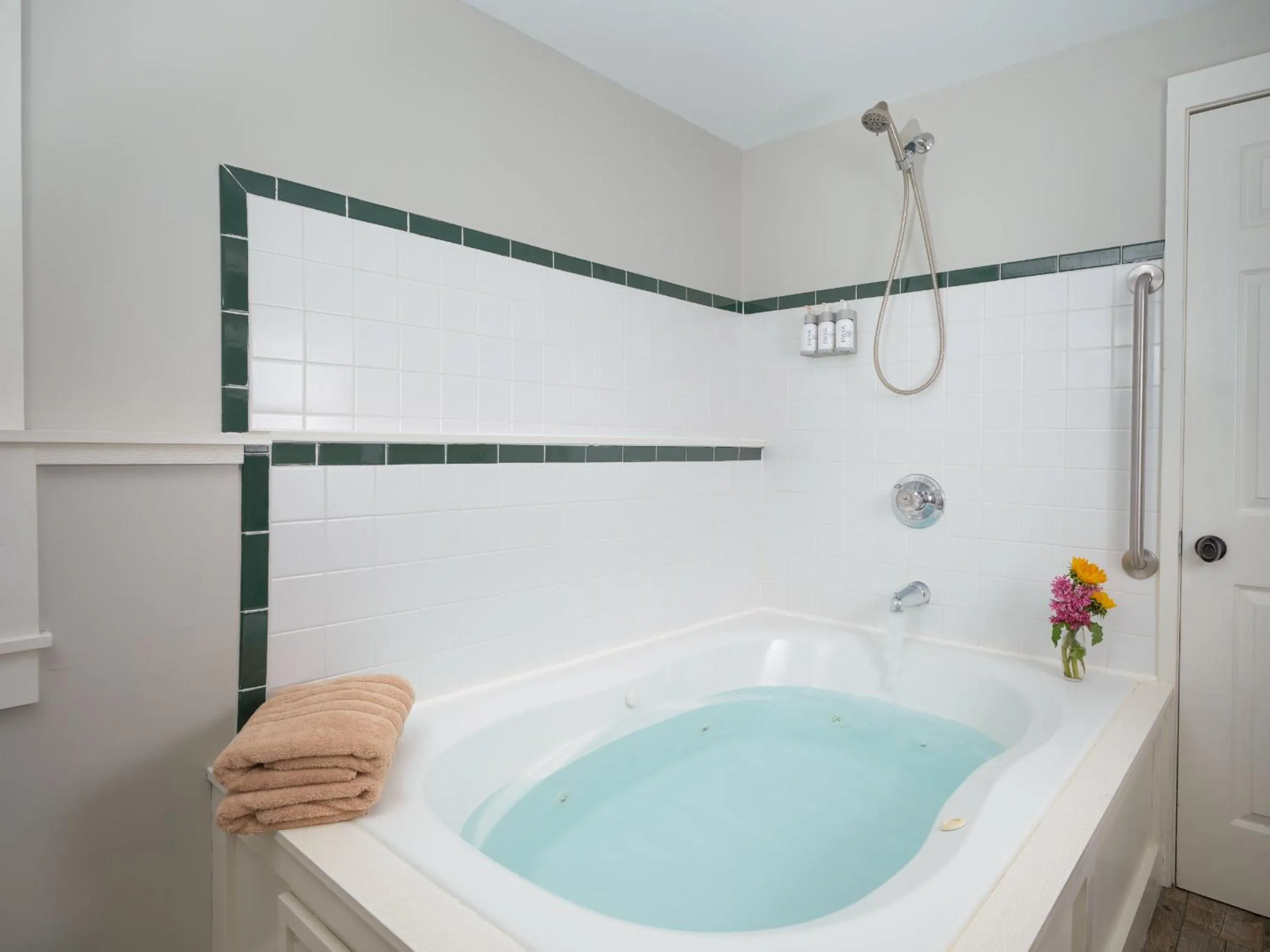 Goldberry Woods- A Modern Farm Resort