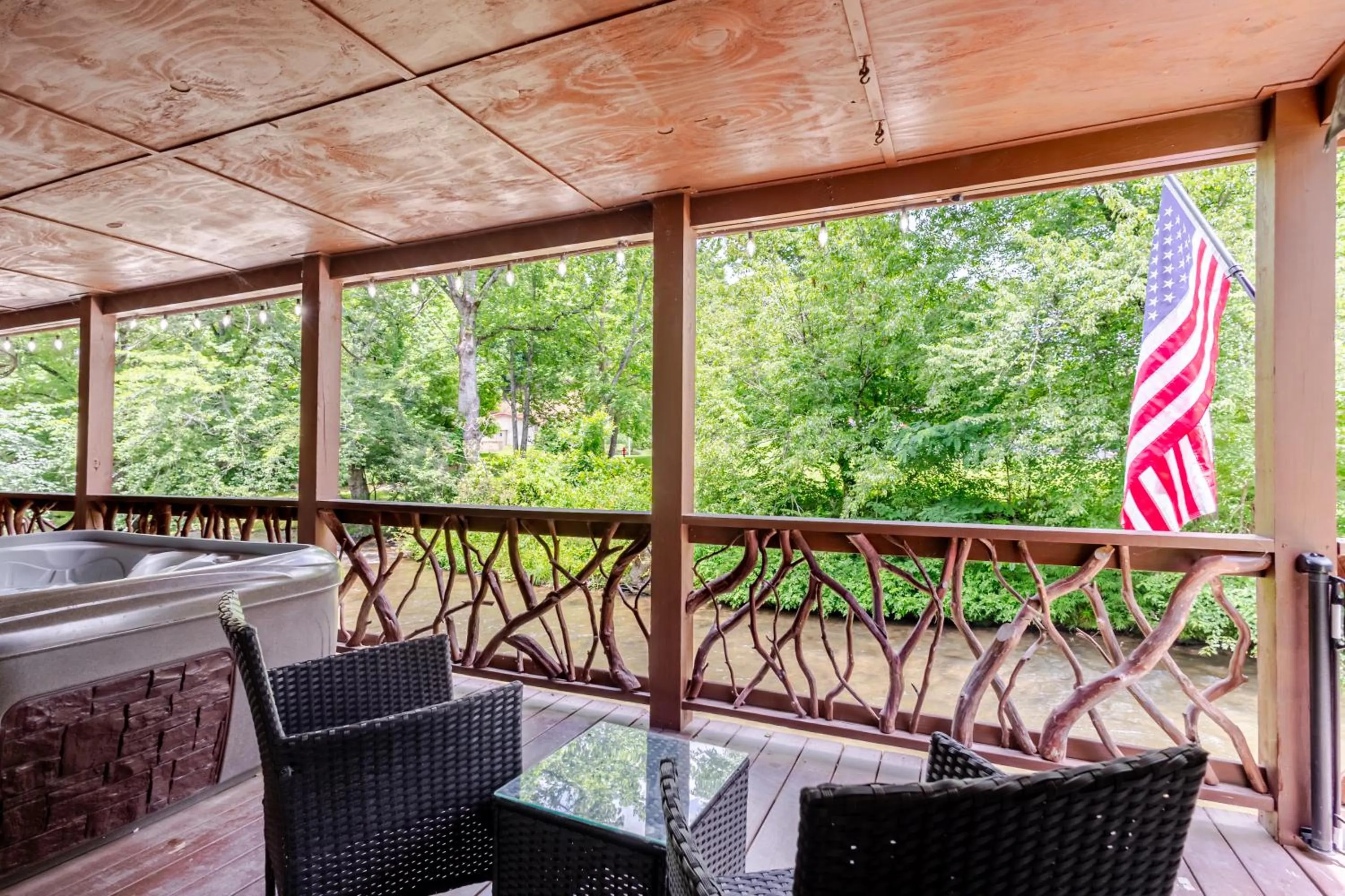 Qualla Cabins and Motel Cherokee near Casino