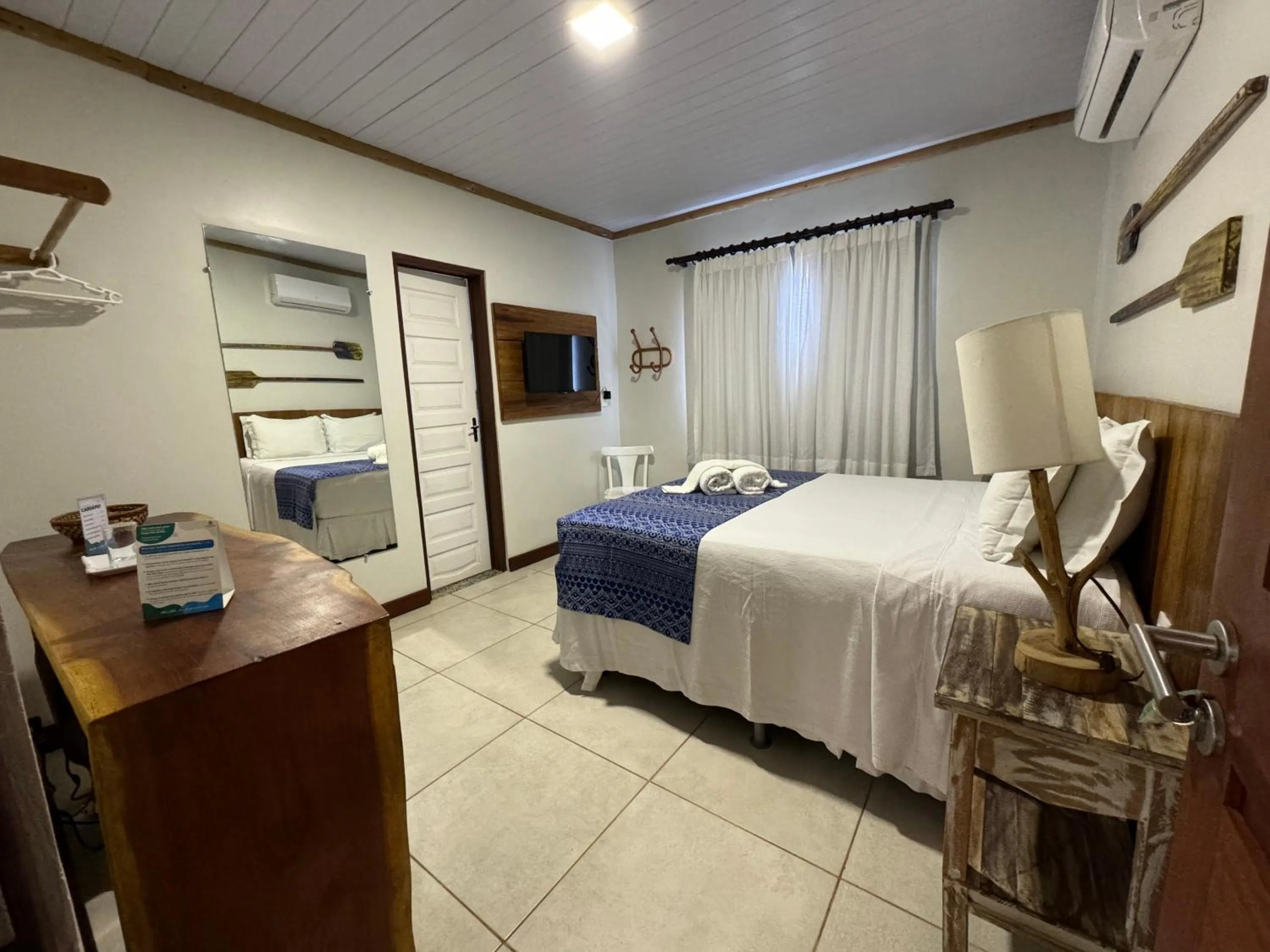 Bedroom, Bed in Pousada Alto da Vila Noronha by Alto da Ilha