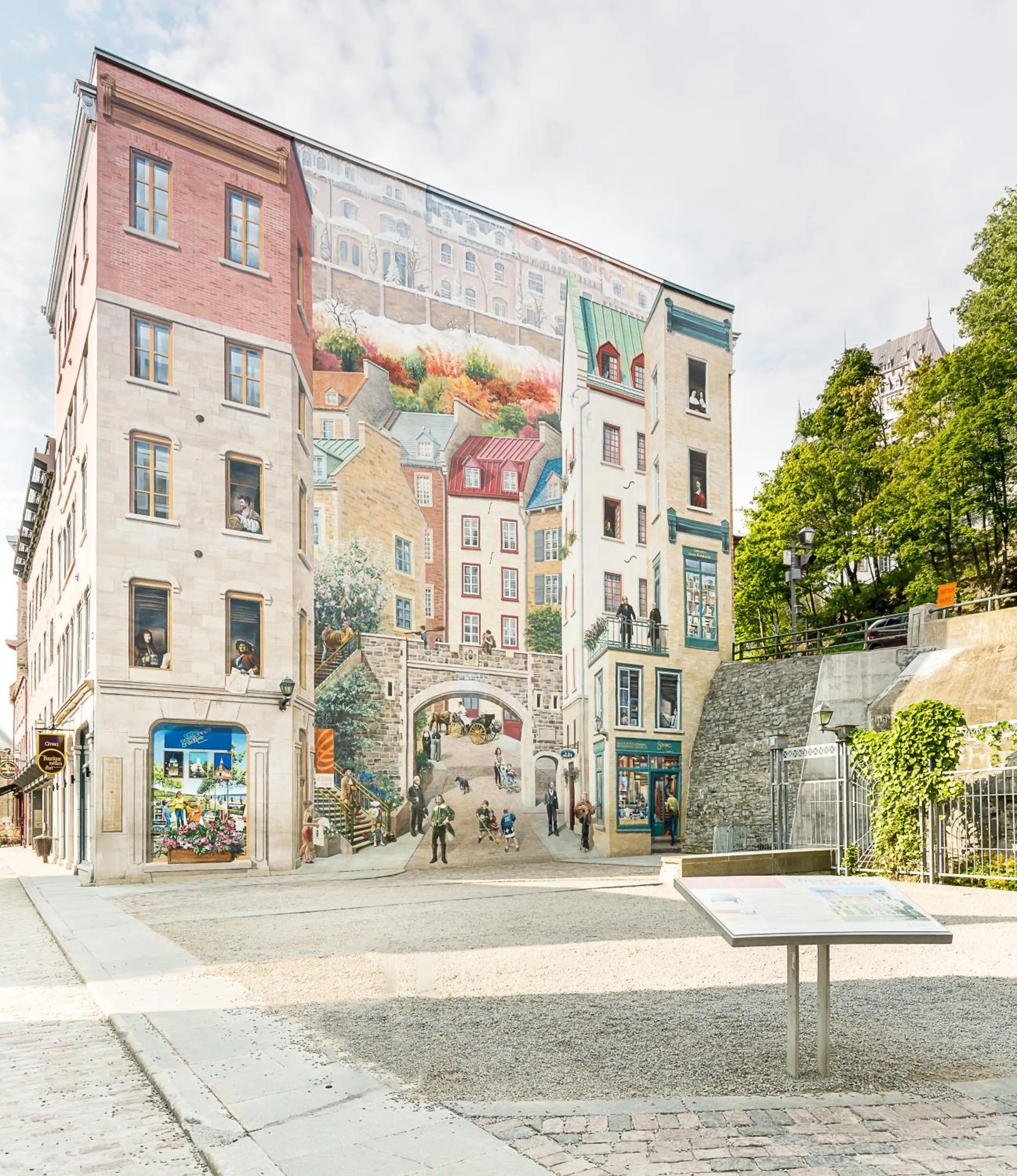 Nearby landmark in Les Lofts Champlain - Par Les Lofts Vieux-Québec